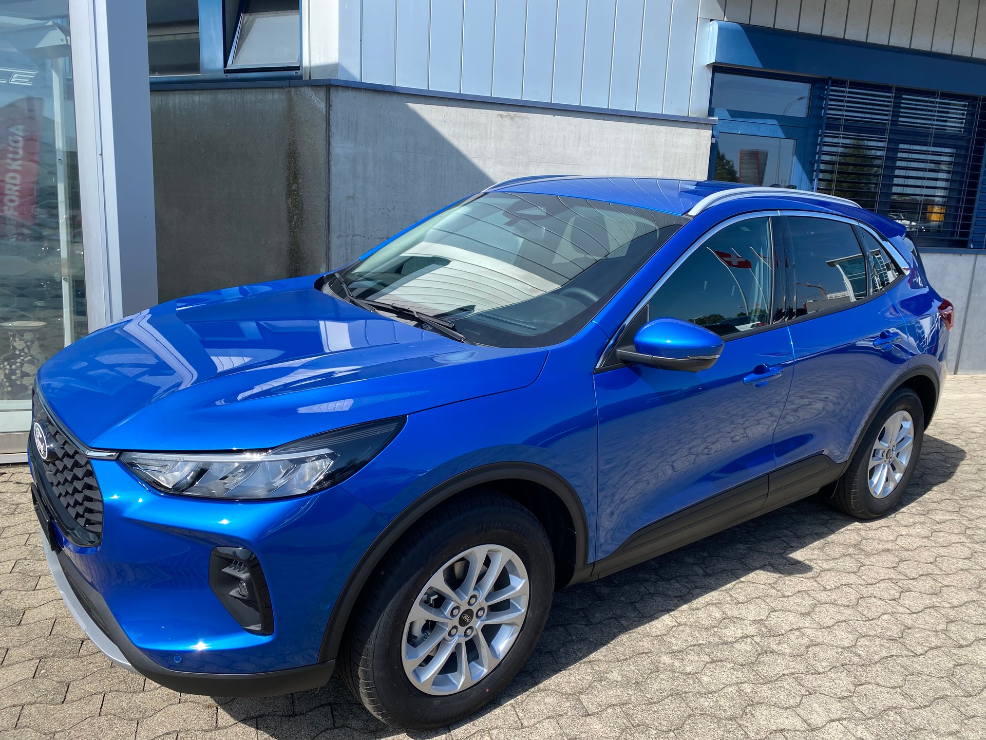 FORD Kuga 2.5 FHEV Titanium 4WD