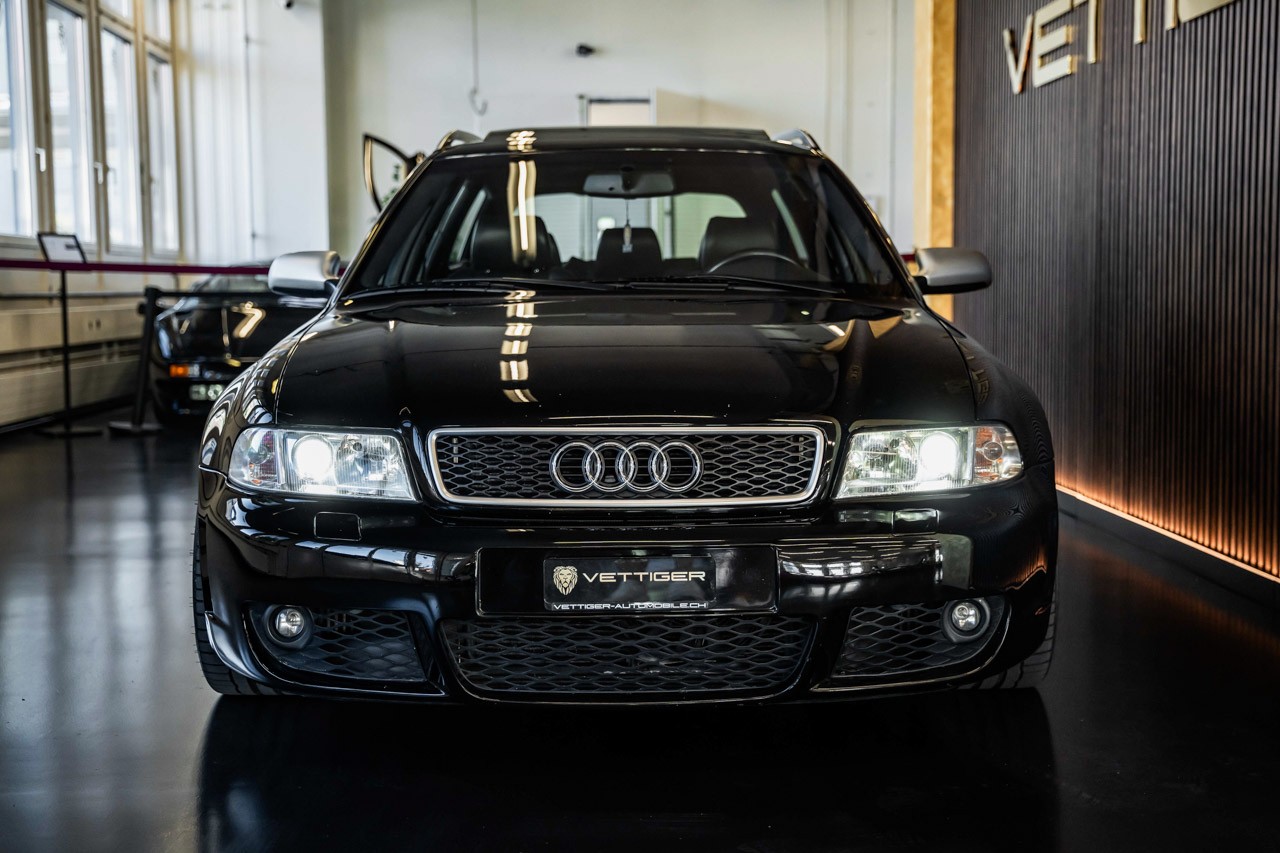 AUDI RS4 B5 Avant quattro-showroom-element-1