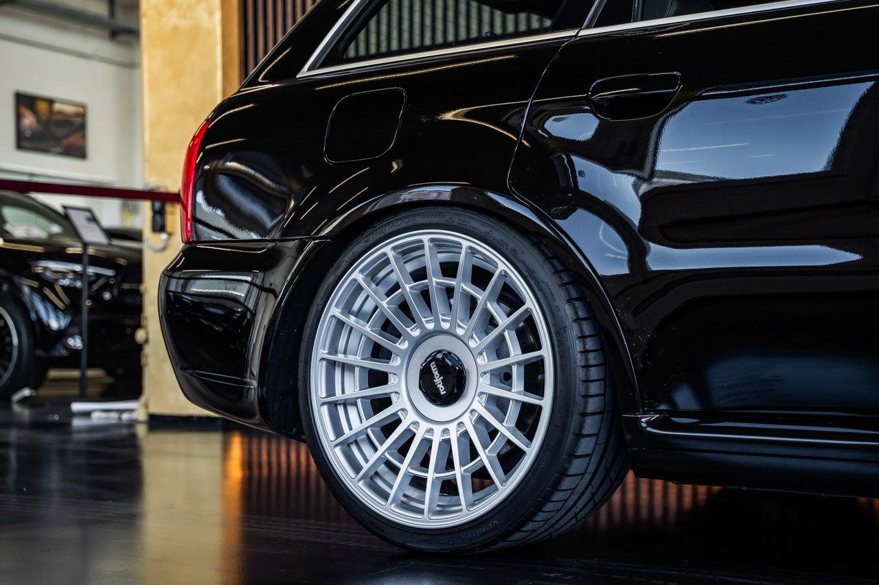 AUDI RS4 B5 Avant quattro-image-7