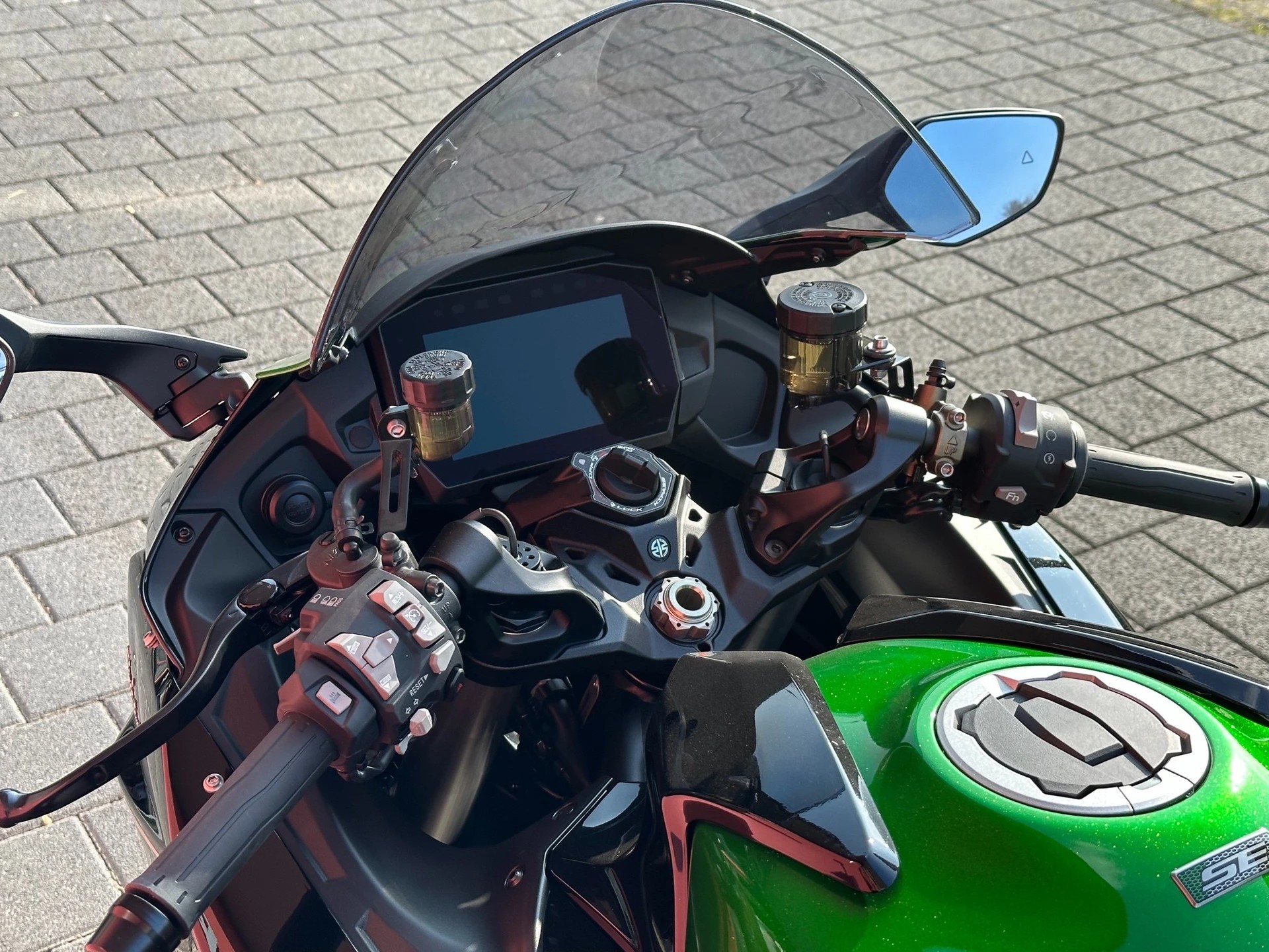 KAWASAKI Ninja H2 SX SE Performance Tourer-image-13