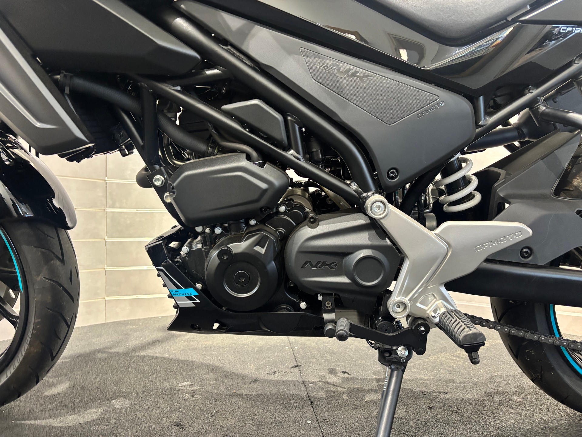 CF MOTO 125NK-image-11