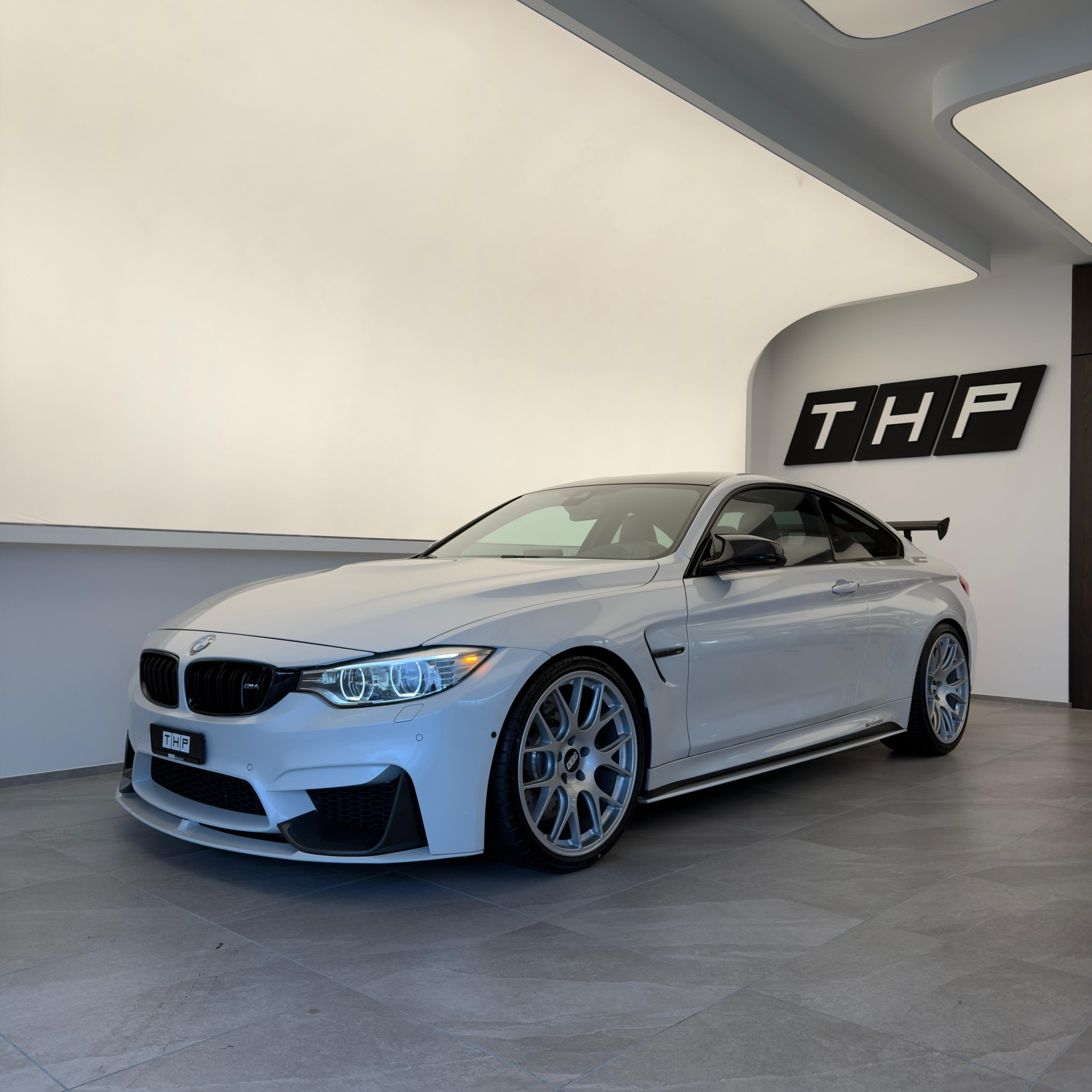 BMW M4 Coupé M Performance