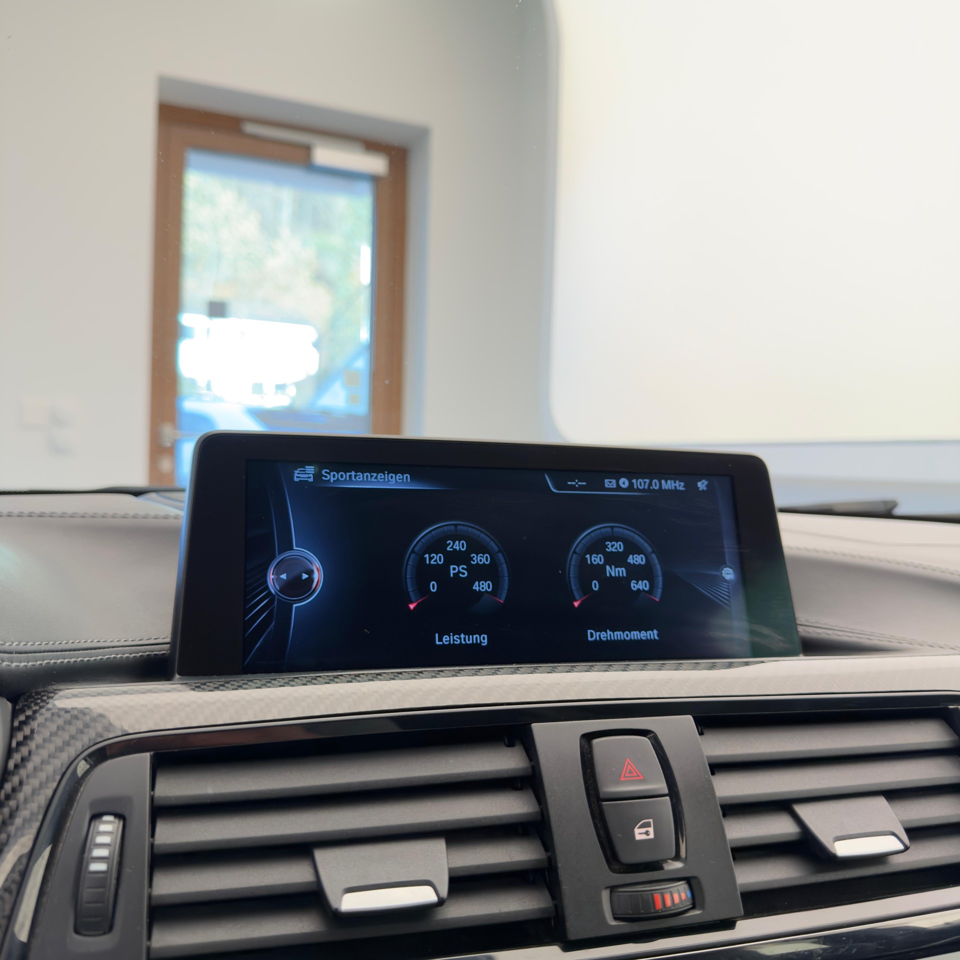 BMW M4 Coupé M Performance-image-15