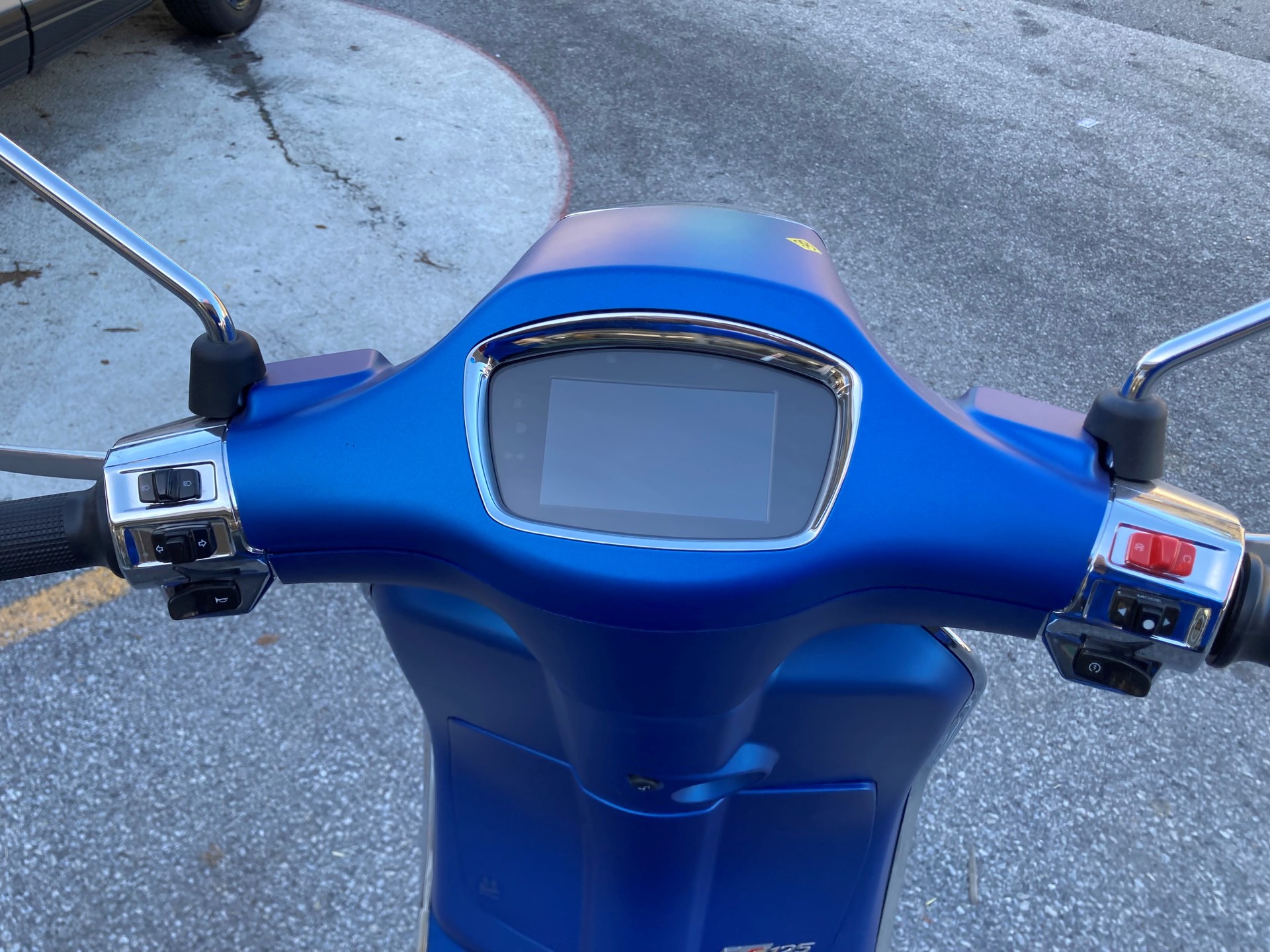 PIAGGIO Vespa 125 Sprint Sport ABS-image-8