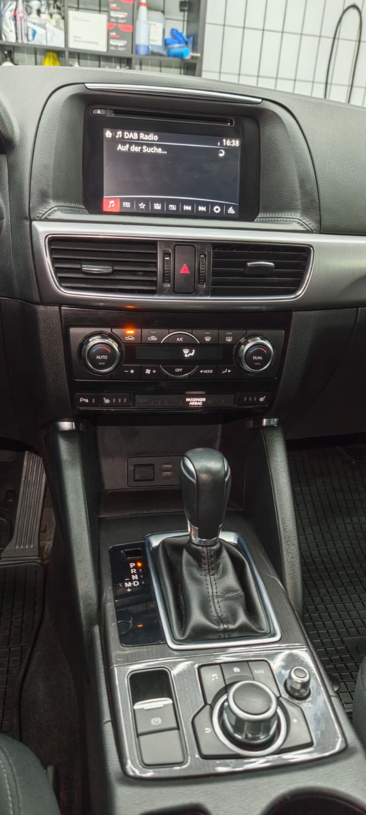 MAZDA CX-5 2.2 D Ambition AWD Automatic-image-6