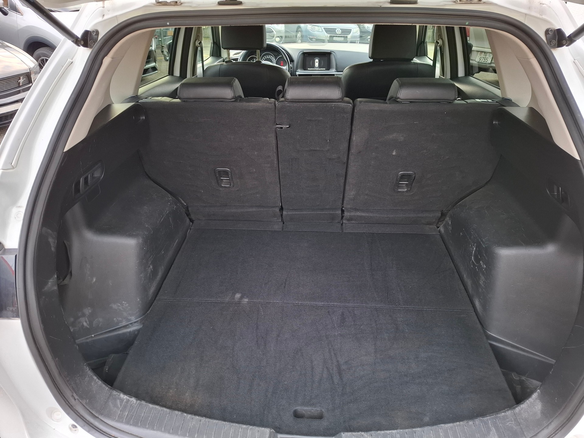 MAZDA CX-5 2.2 D HP Revolution AWD Automatic-image-7