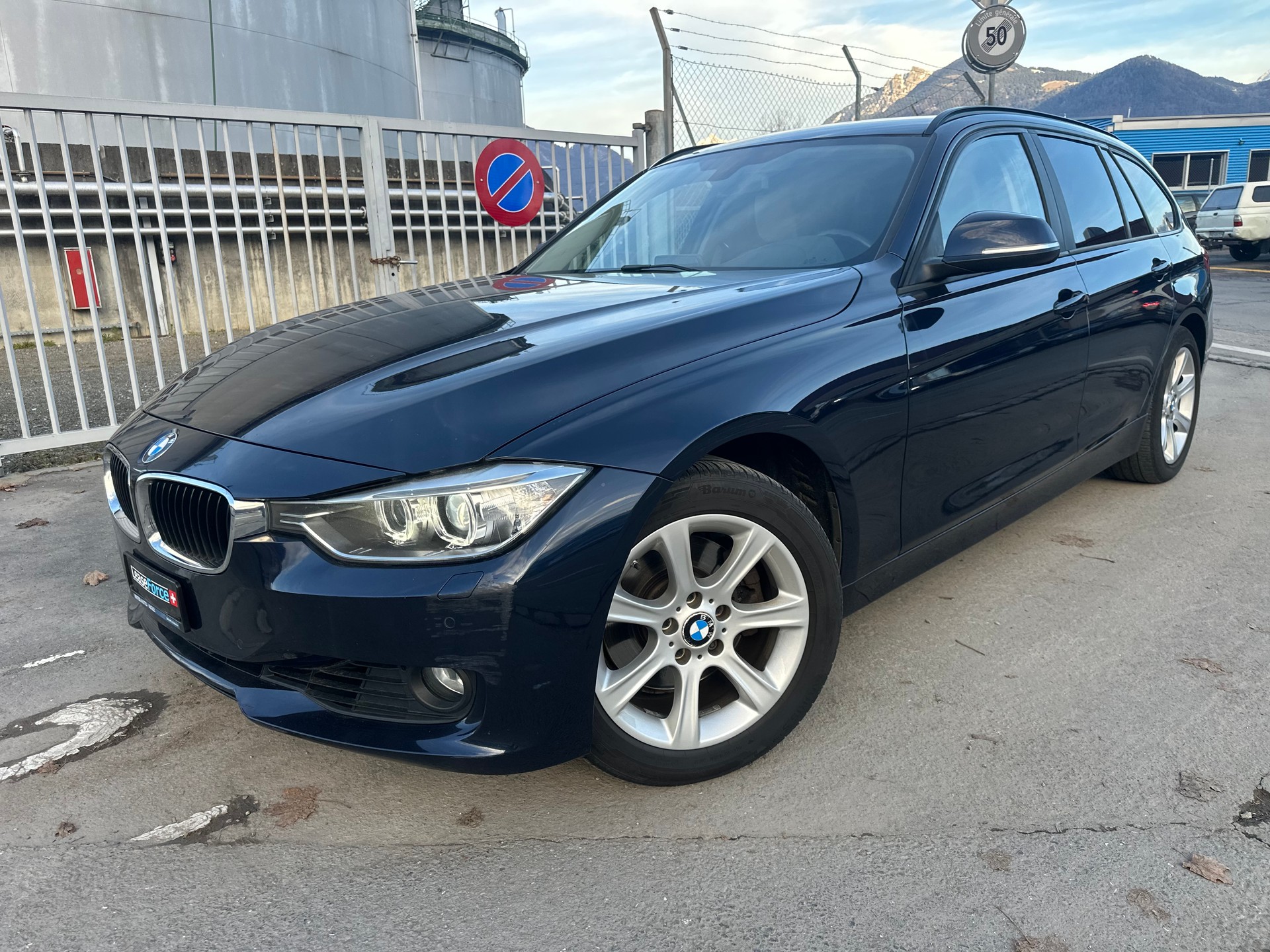 BMW 328i Touring