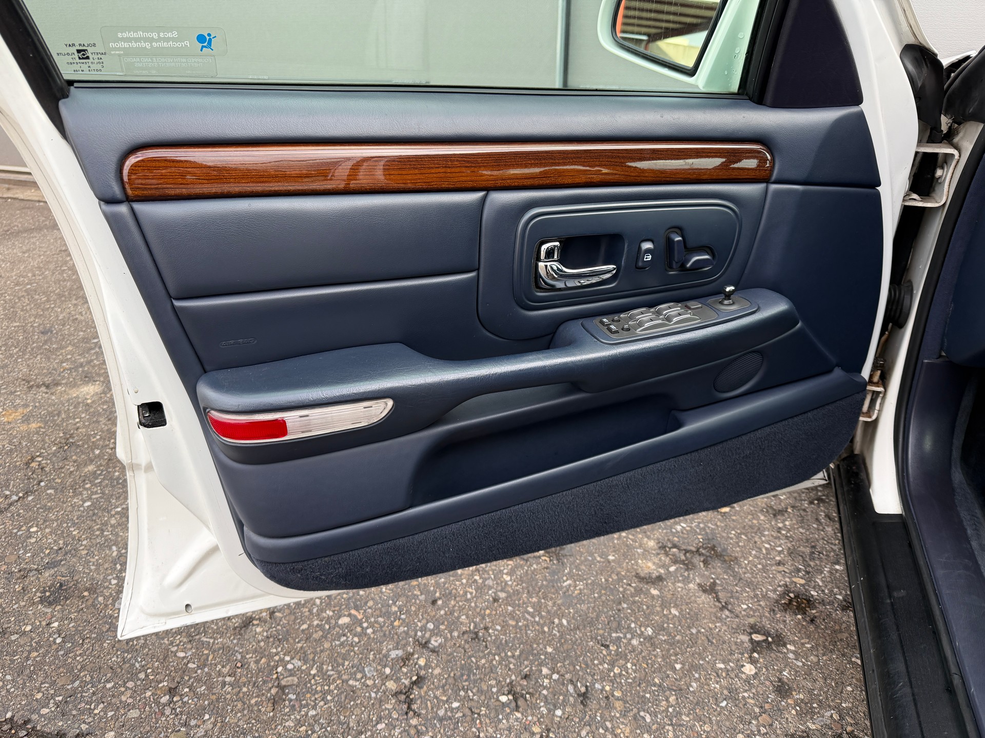 CADILLAC DEVILLE-image-14