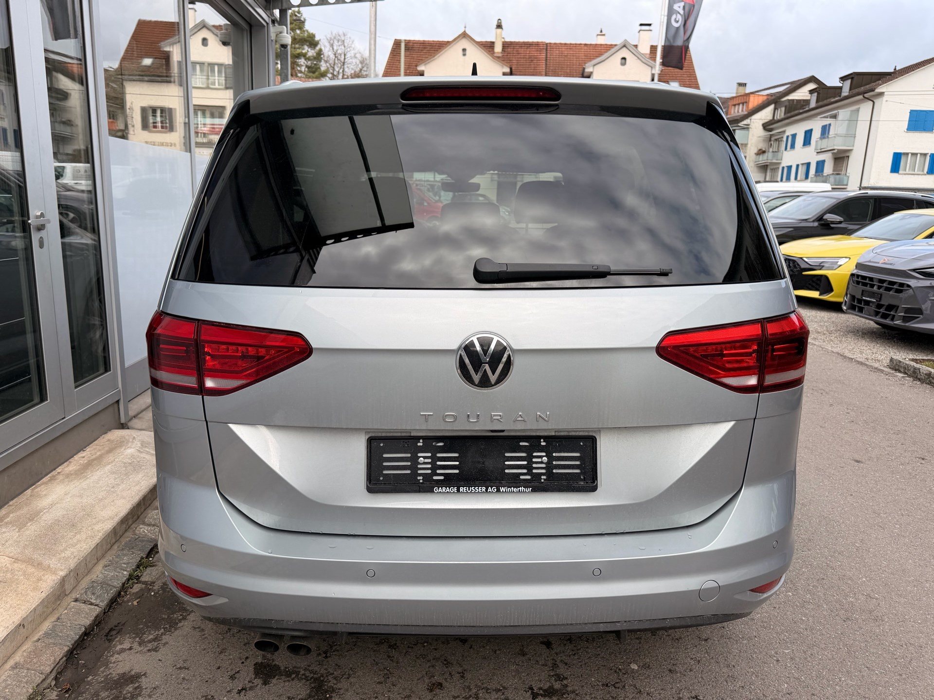 VW Touran 2.0 TDI 150PS DSG HIGHLINE *** TOP AUSSTATTUNG ***-image-4