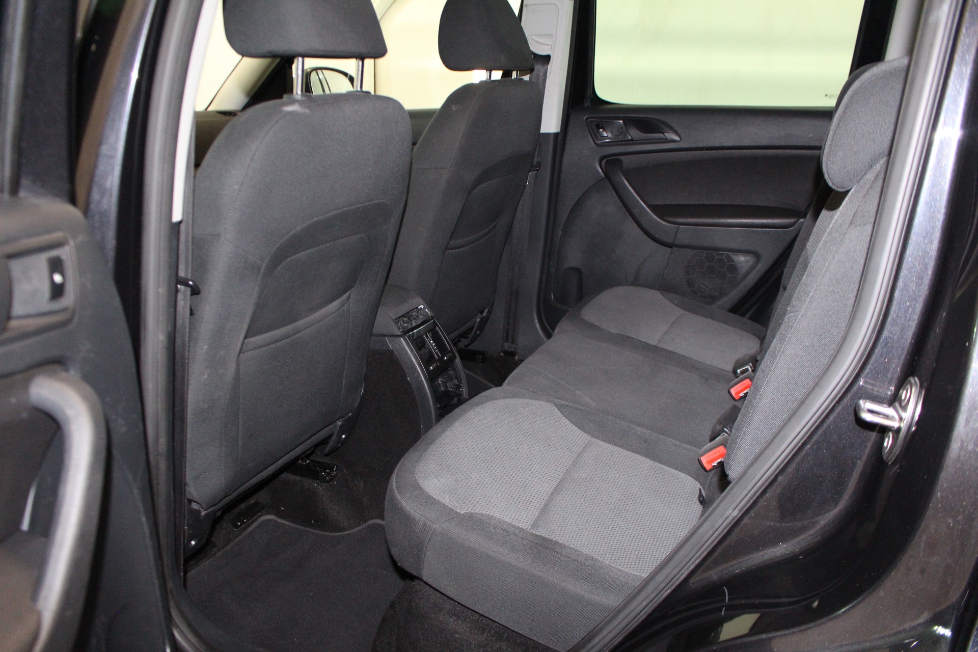 SKODA Yeti 1.8 TSI Active 4x4-image-7