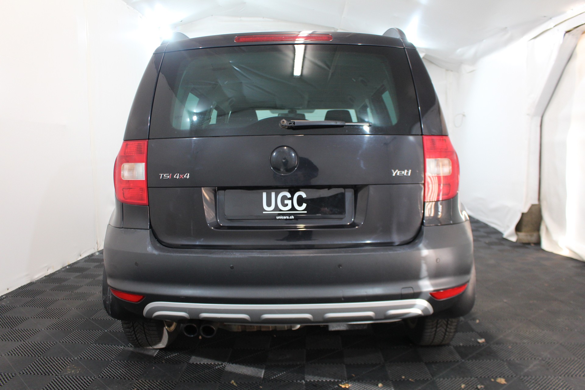 SKODA Yeti 1.8 TSI Active 4x4-image-4