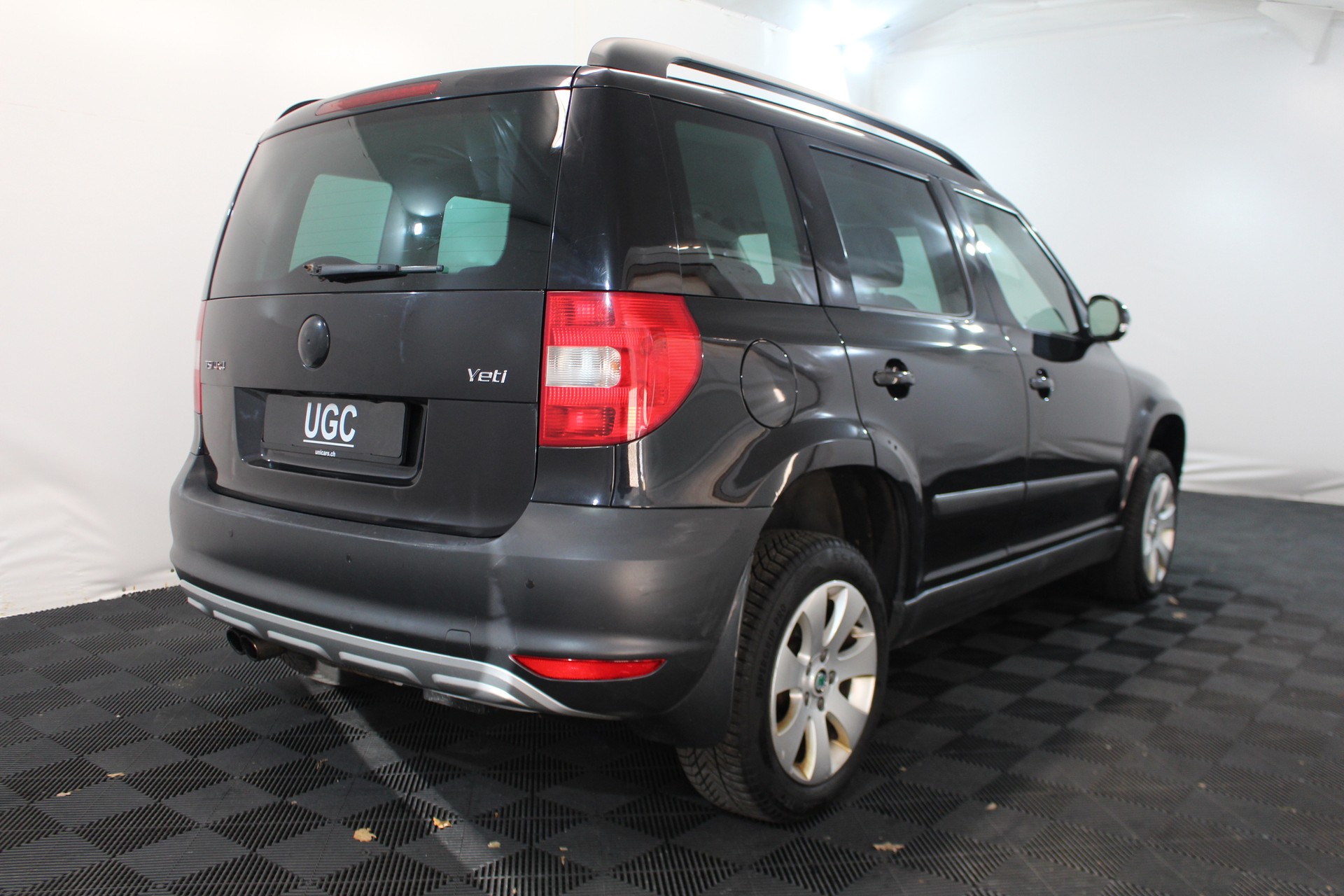 SKODA Yeti 1.8 TSI Active 4x4-image-5