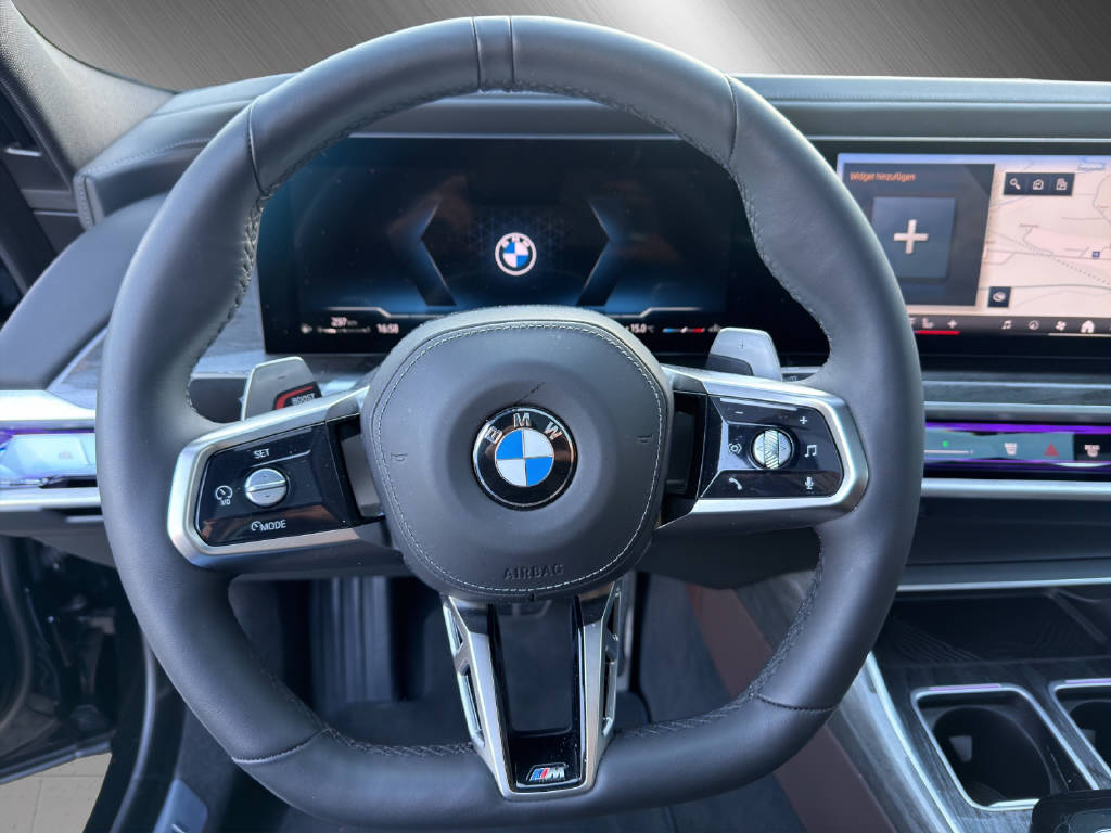 BMW 740d xDrive MSport Pro **CH Fahrzeug**-image-25