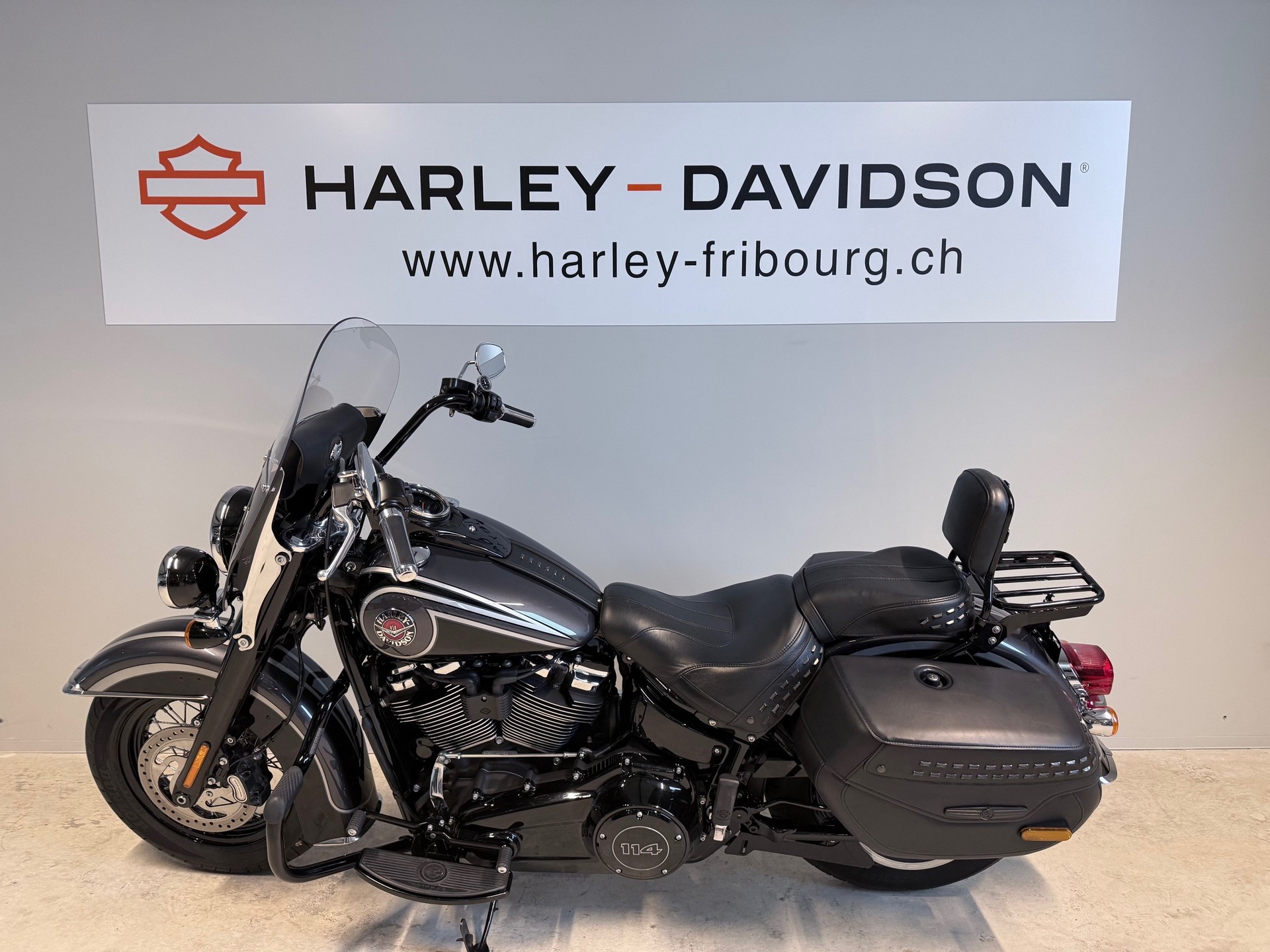 HARLEY-DAVIDSON FLHCS Heritage Classic 114 ABS-image-2