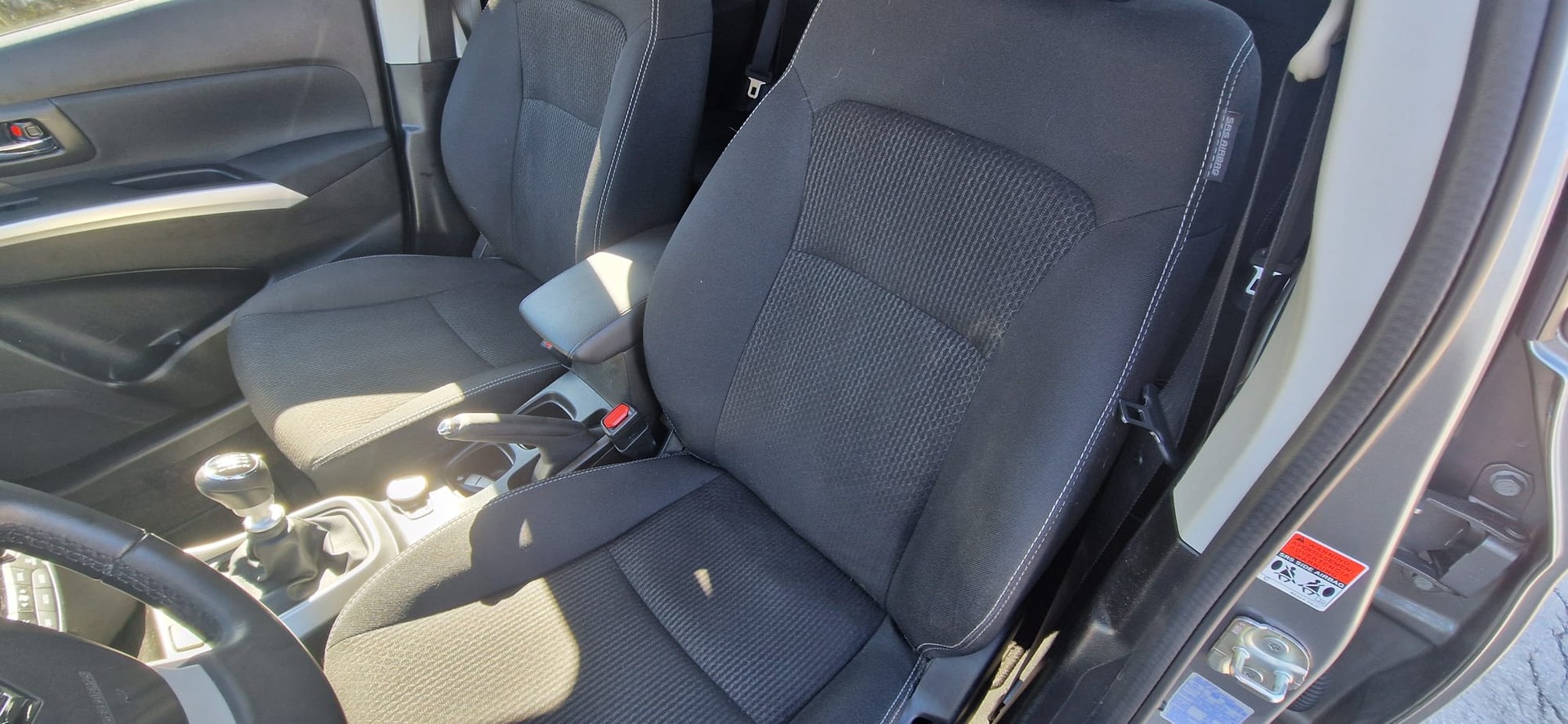 SUZUKI SX4 S-Cross 1.4 16V Compact+ Hybrid 4WD-image-8