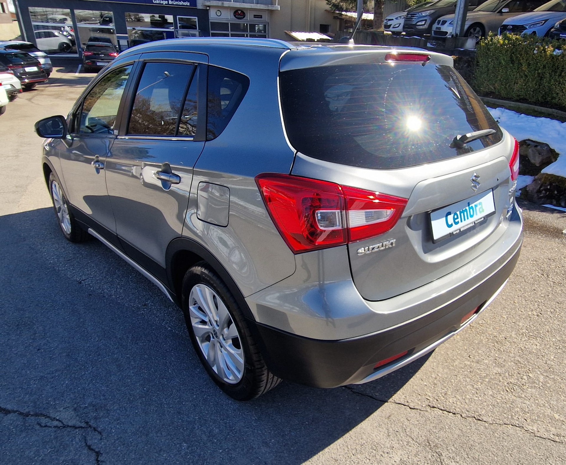 SUZUKI SX4 S-Cross 1.4 16V Compact+ Hybrid 4WD-image-5