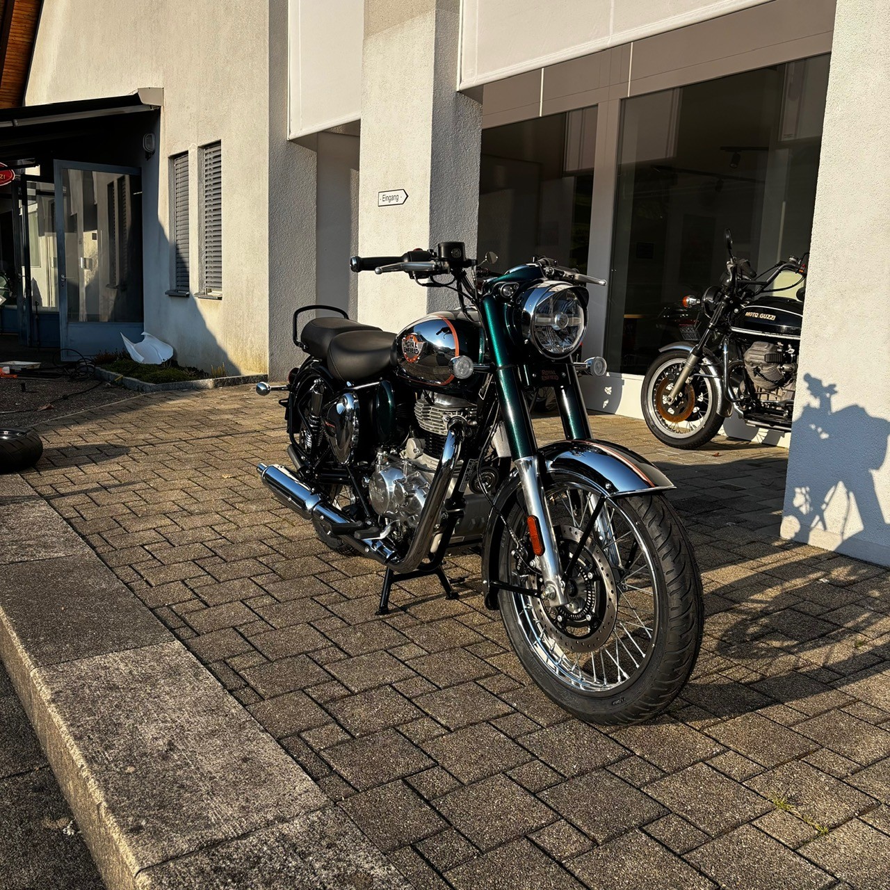 ROYAL ENFIELD Classic 350 Chrome-image-5