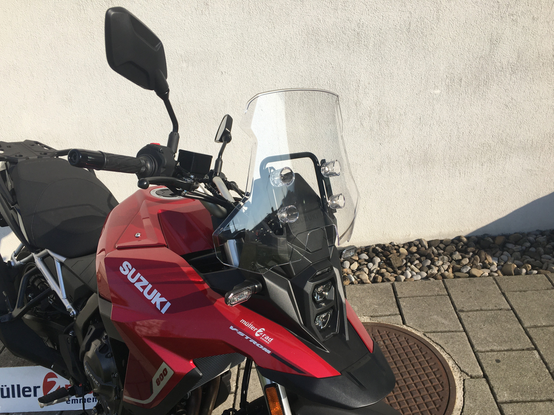 SUZUKI DL 800 V-Strom-image-3