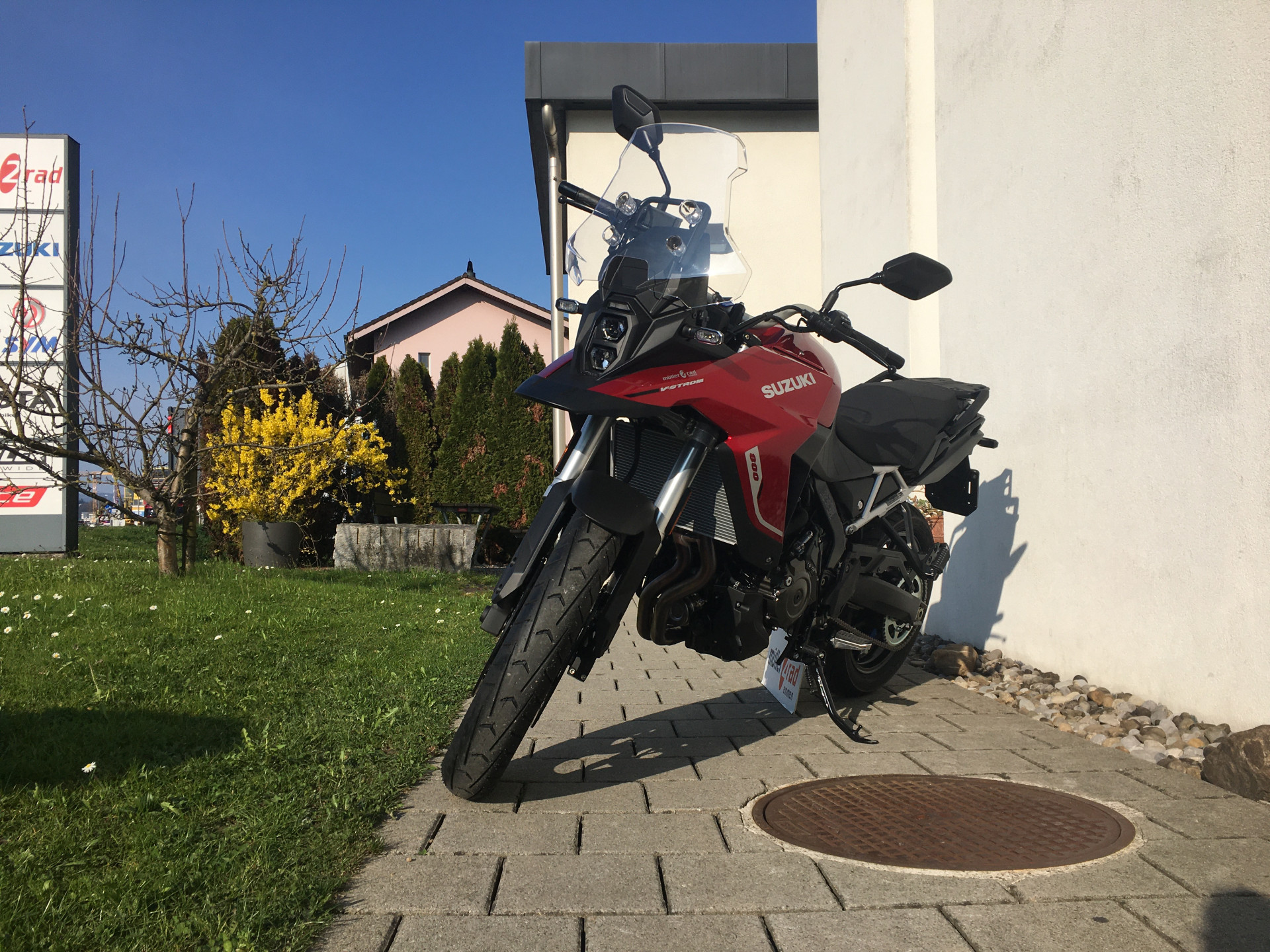 SUZUKI DL 800 V-Strom-image-1