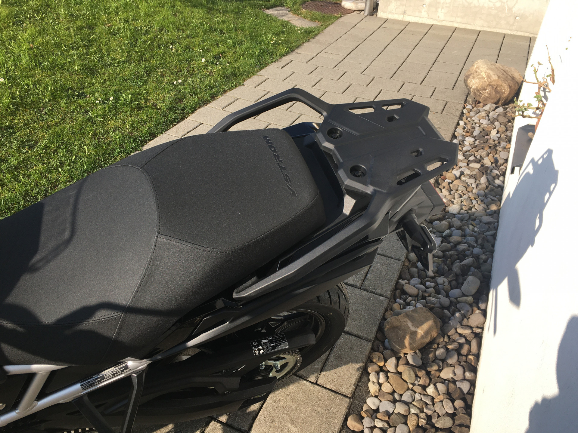SUZUKI DL 800 V-Strom-image-4