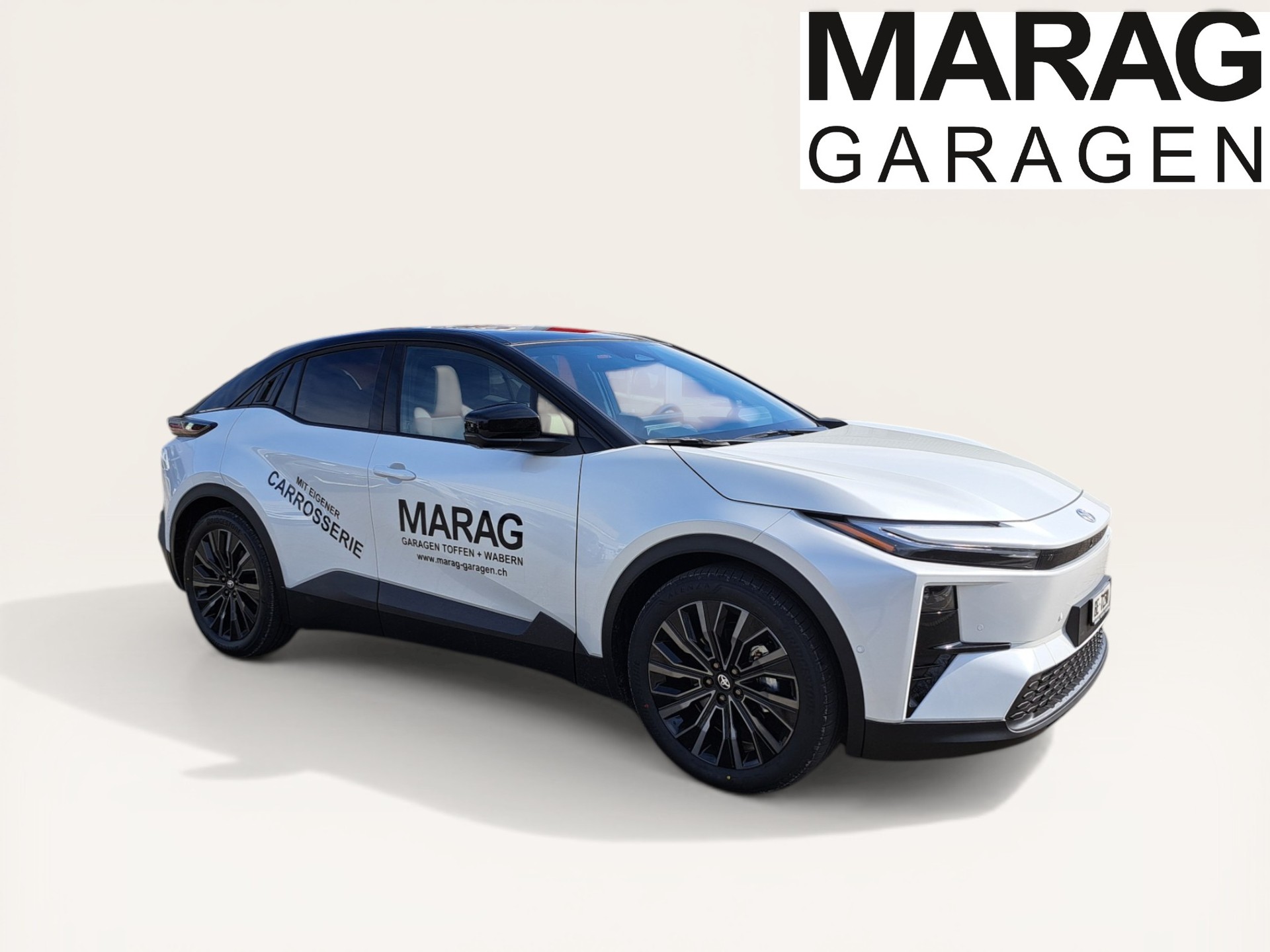 TOYOTA C-HR+ 77 kWh Premium AWD-image-3