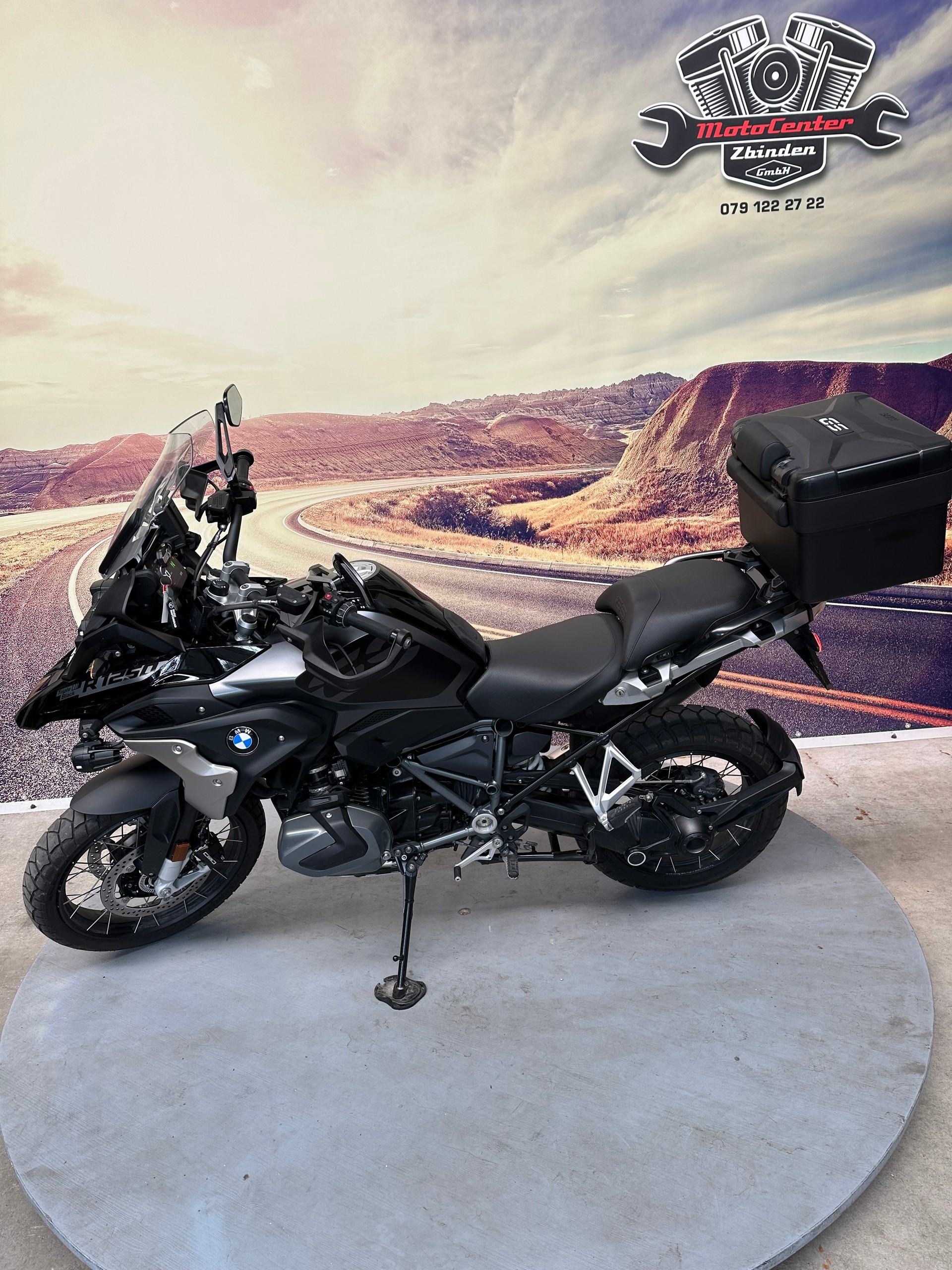 BMW R 1250 GS Triple Black Top Ausstattung-image-4