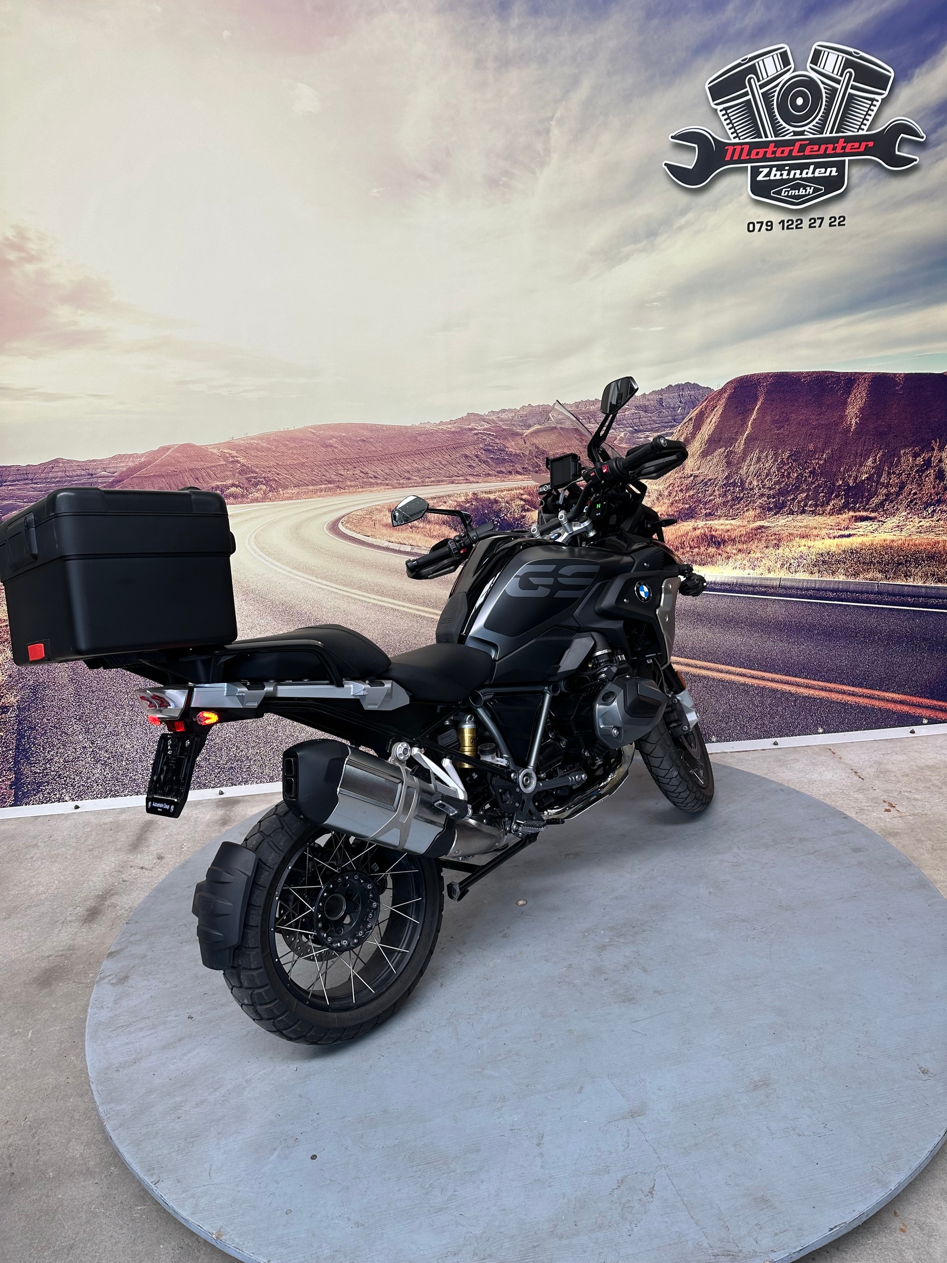 BMW R 1250 GS Triple Black Top Ausstattung-image-6