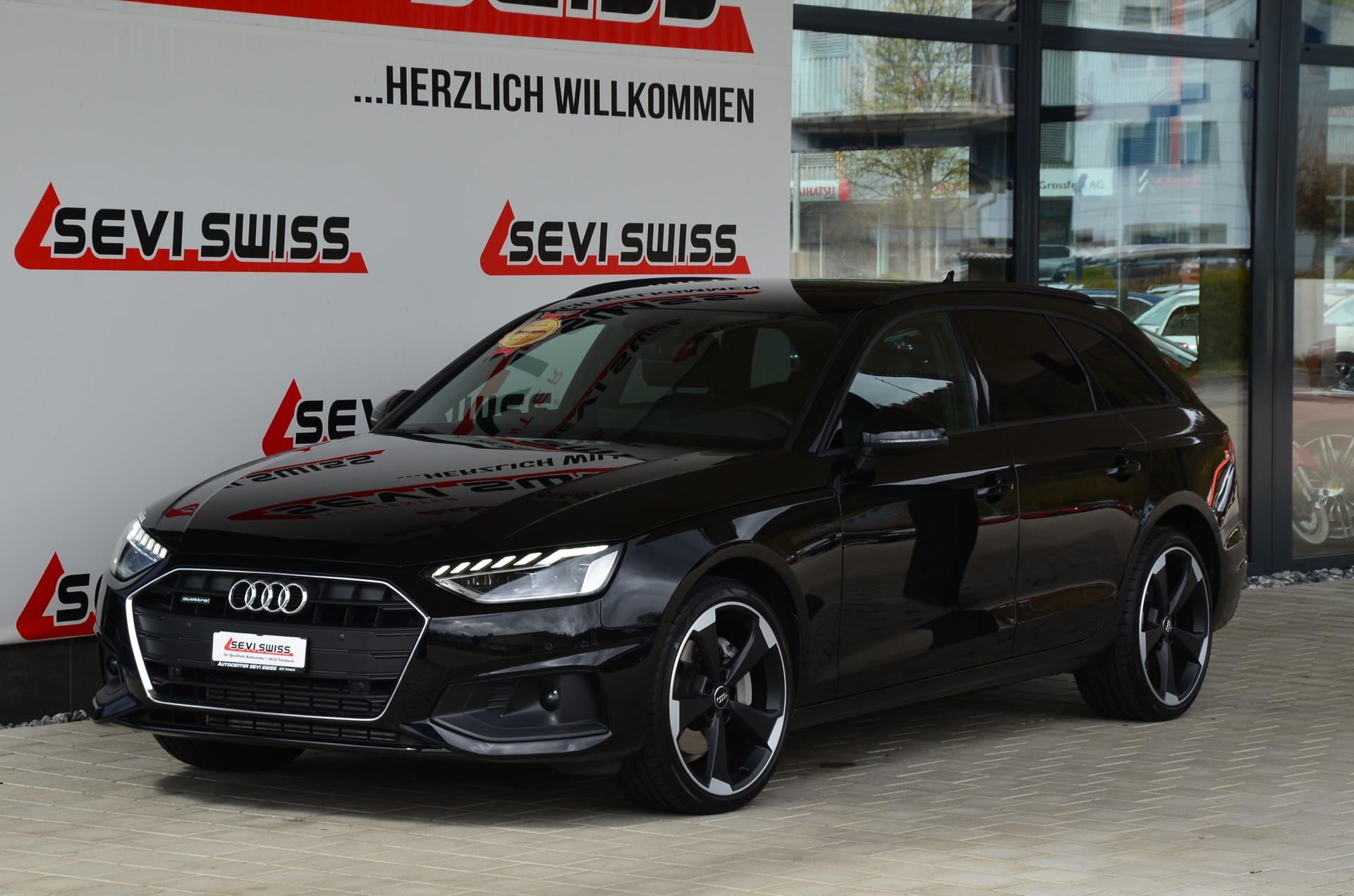 AUDI A4 Avant 40 TFSI S-tronic quattro*Frisch ab MFK,Audi Werksgarantie bis 12.2026*-image-5