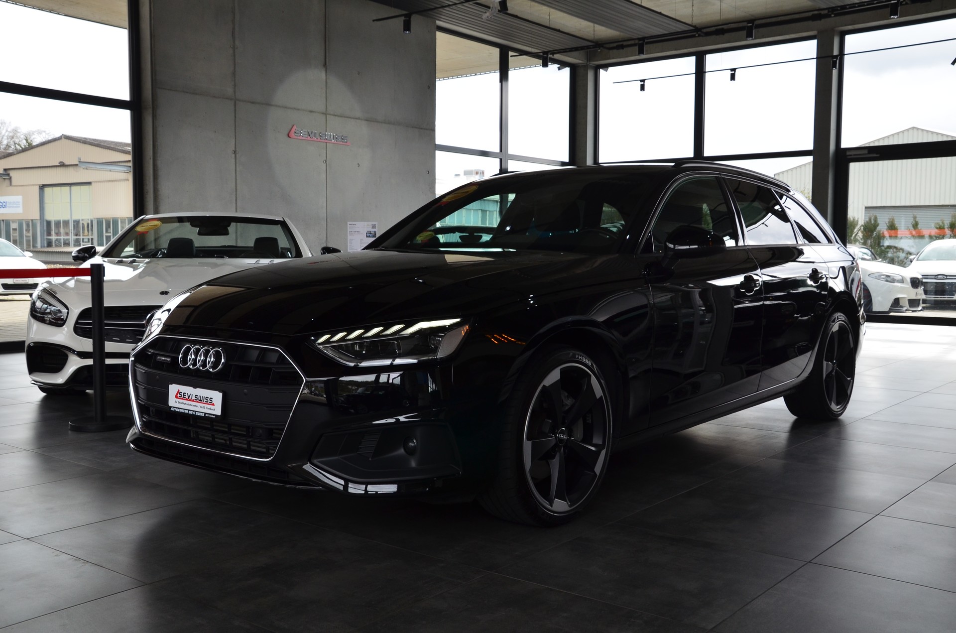 AUDI A4 Avant 40 TFSI S-tronic quattro*Frisch ab MFK,Audi Werksgarantie bis 12.2026*-showroom-element-1