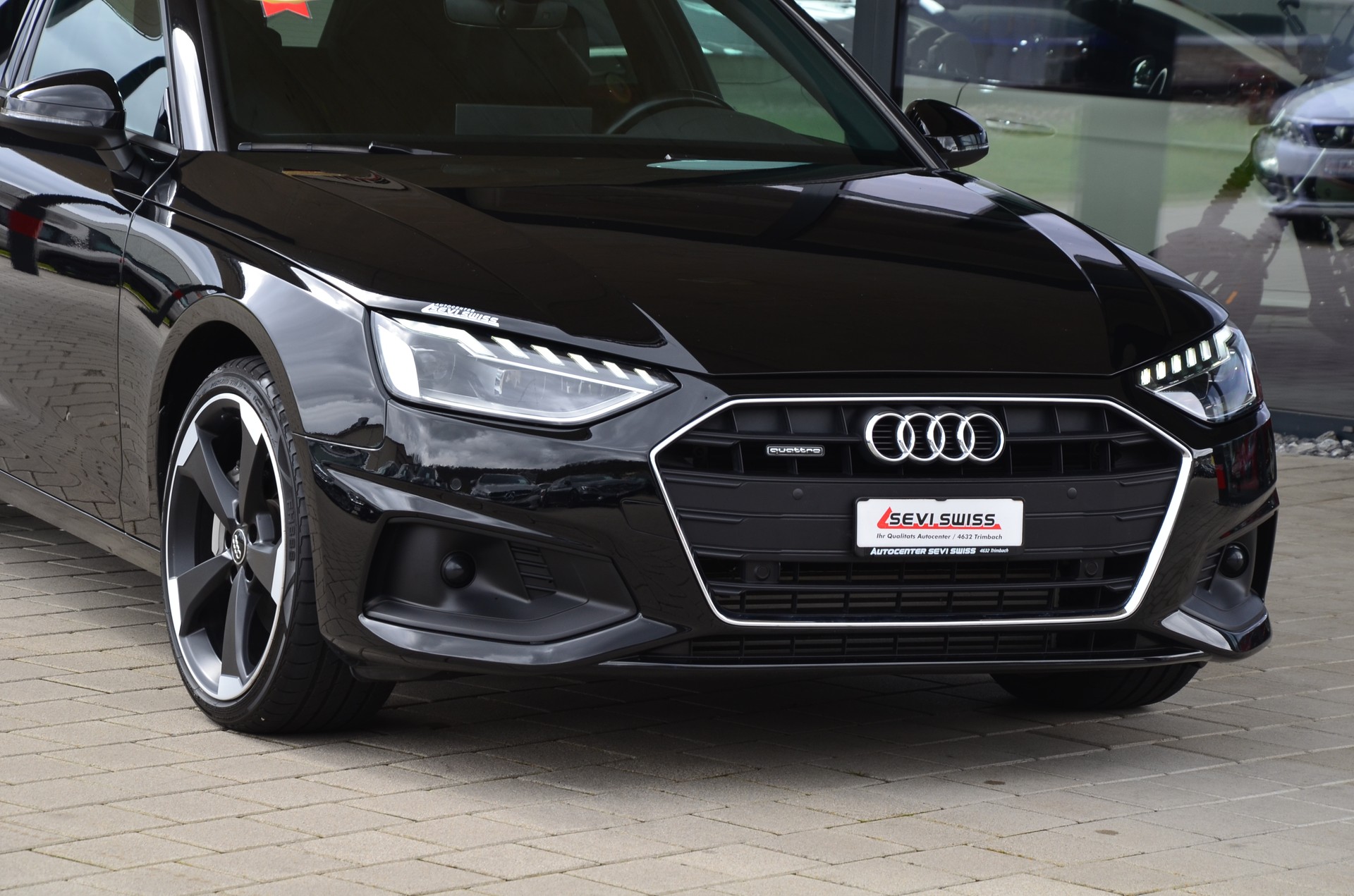 AUDI A4 Avant 40 TFSI S-tronic quattro*Frisch ab MFK,Audi Werksgarantie bis 12.2026*-showroom-element-2