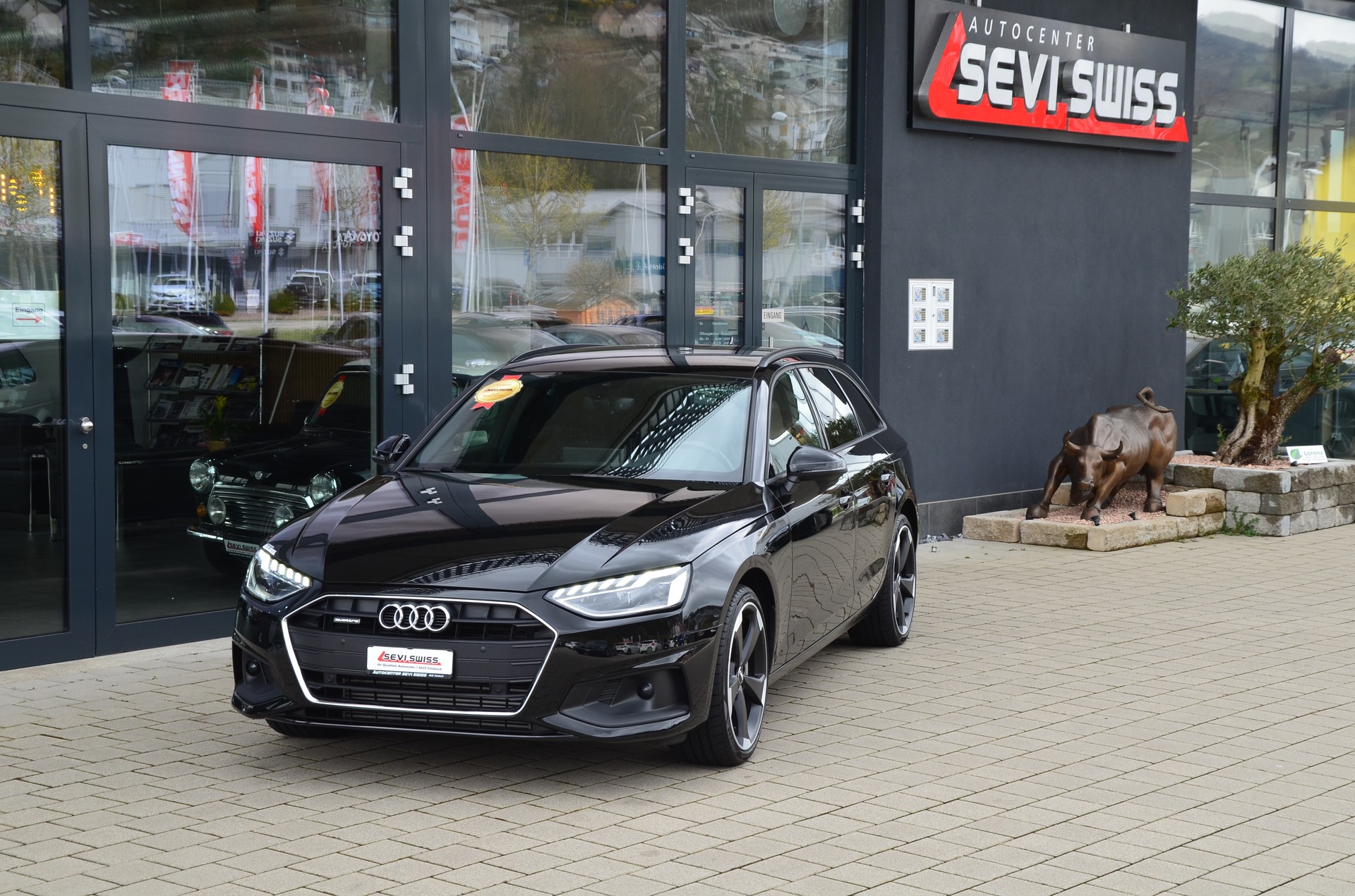 AUDI A4 Avant 40 TFSI S-tronic quattro*Frisch ab MFK,Audi Werksgarantie bis 12.2026*-image-4
