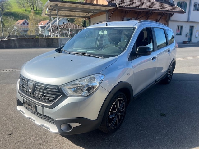 DACIA Lodgy TCE 130 Celebration 7PL-image-8
