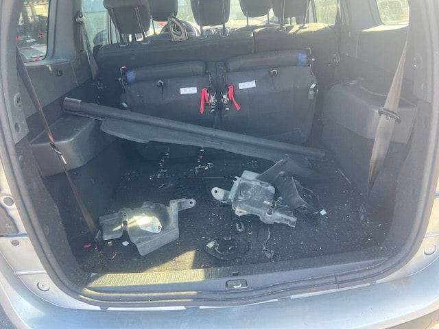 DACIA Lodgy TCE 130 Celebration 7PL-image-10