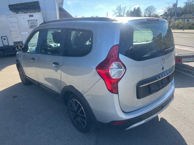 DACIA Lodgy TCE 130 Celebration 7PL-image-7