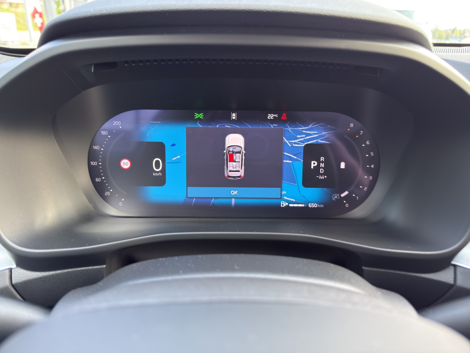 VOLVO XC40 2.0 B4 MH Black Edition-image-5