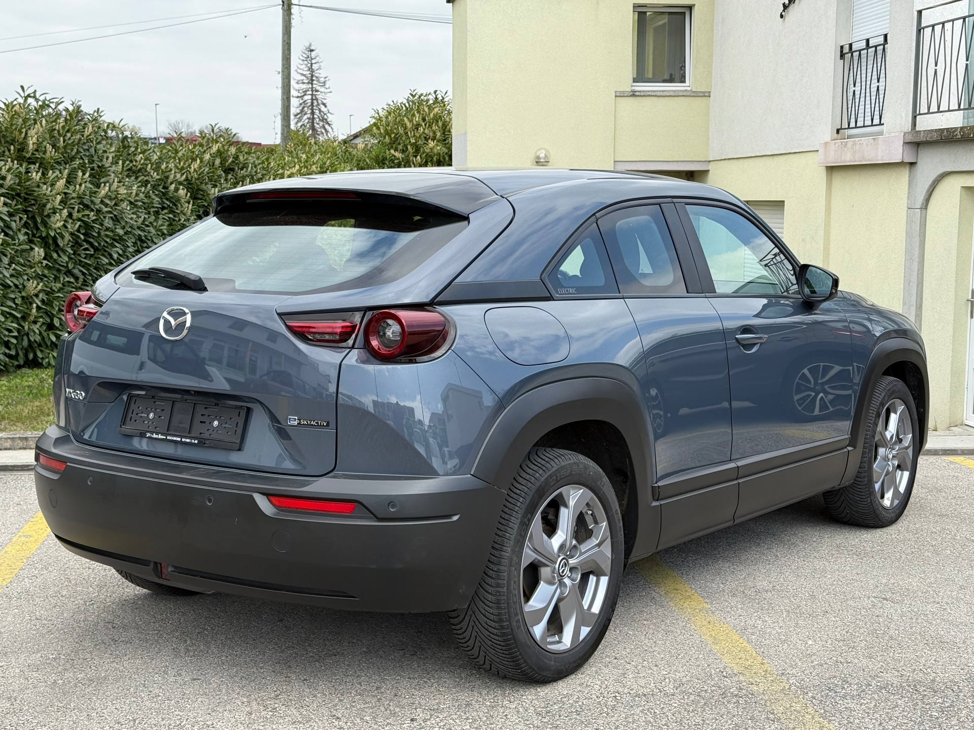 MAZDA MX-30 e-Skyactiv Ambition Plus - Véhicule Suisse de 1ère Main - Batterie parfaite - NOUVELLE EXPERTISE -NEU MFK : 29-04-2026-image-7