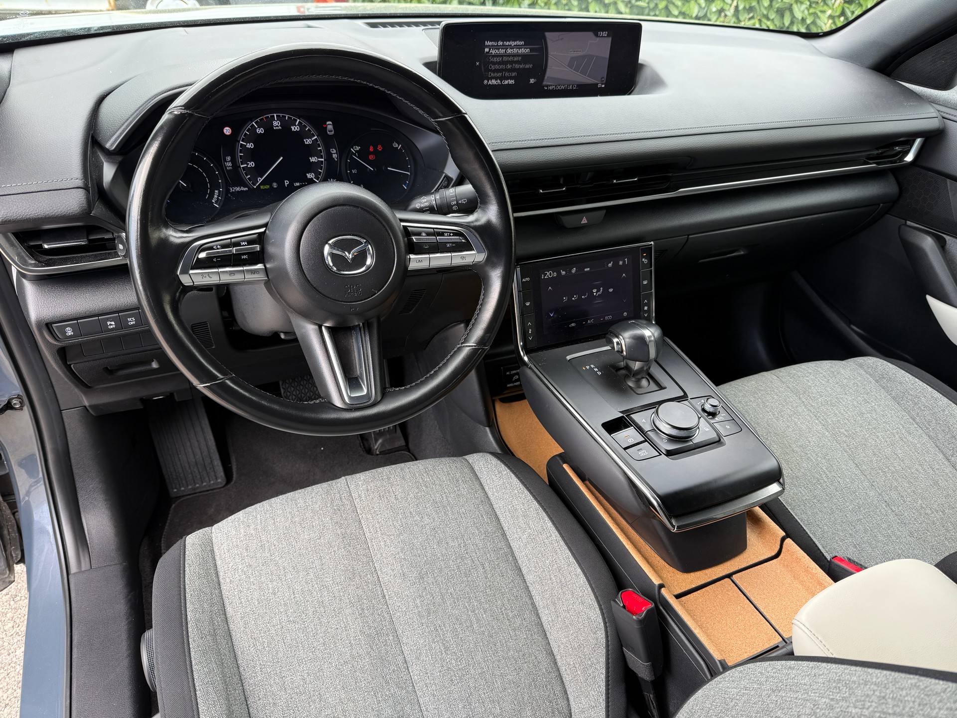 MAZDA MX-30 e-Skyactiv Ambition Plus - Véhicule Suisse de 1ère Main - Batterie parfaite - NOUVELLE EXPERTISE -NEU MFK : 29-04-2026-image-12