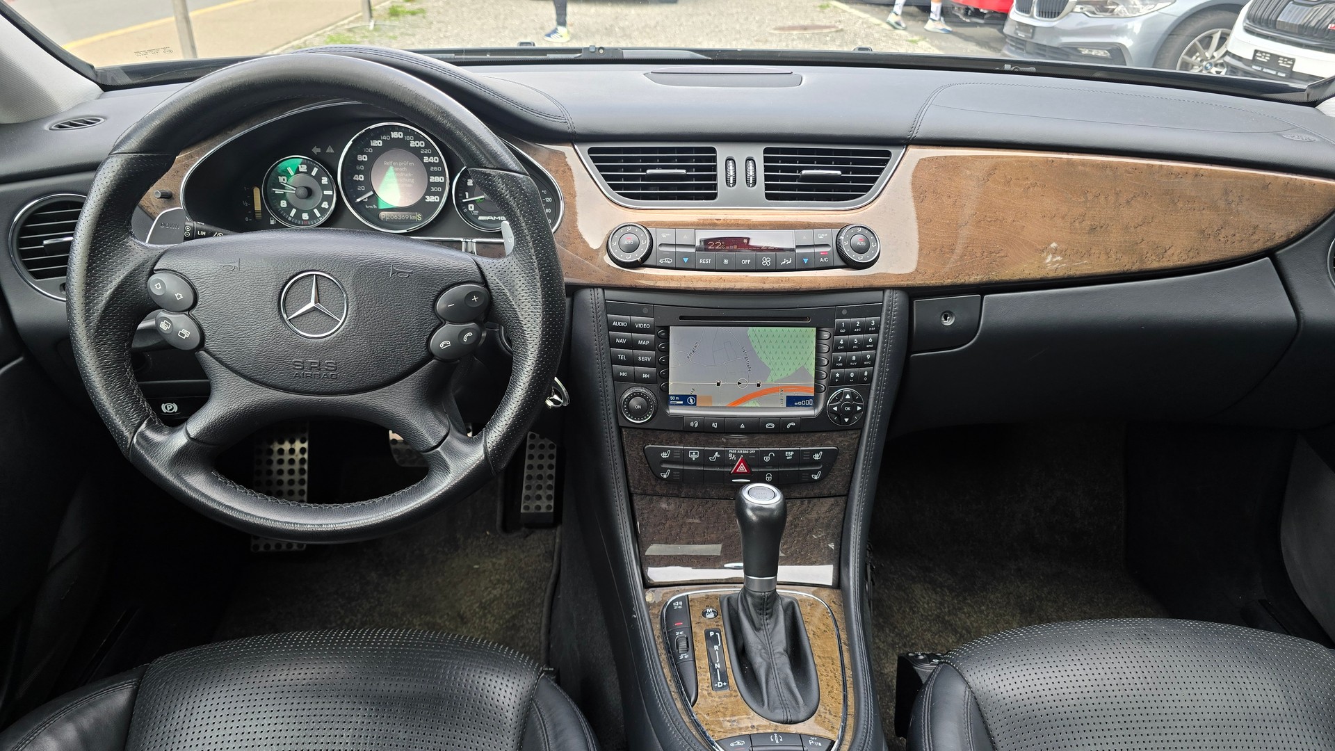 MERCEDES-BENZ CLS 63 AMG 7G-Tronic-image-11