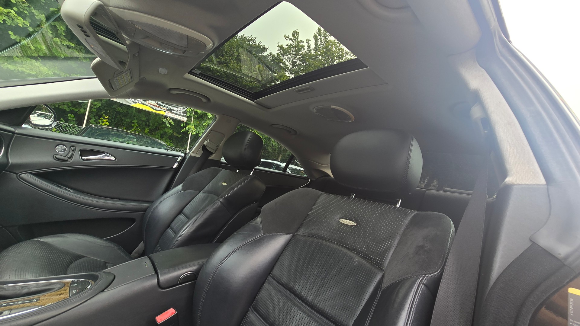 MERCEDES-BENZ CLS 63 AMG 7G-Tronic-image-14
