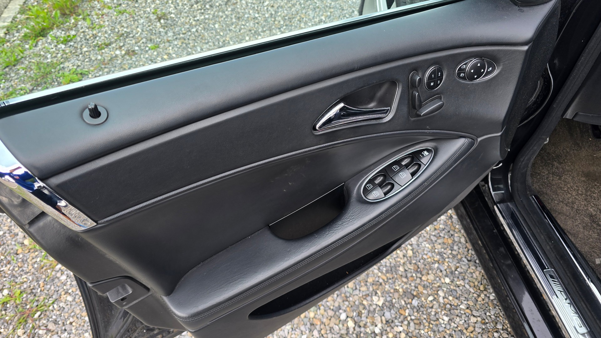 MERCEDES-BENZ CLS 63 AMG 7G-Tronic-image-13
