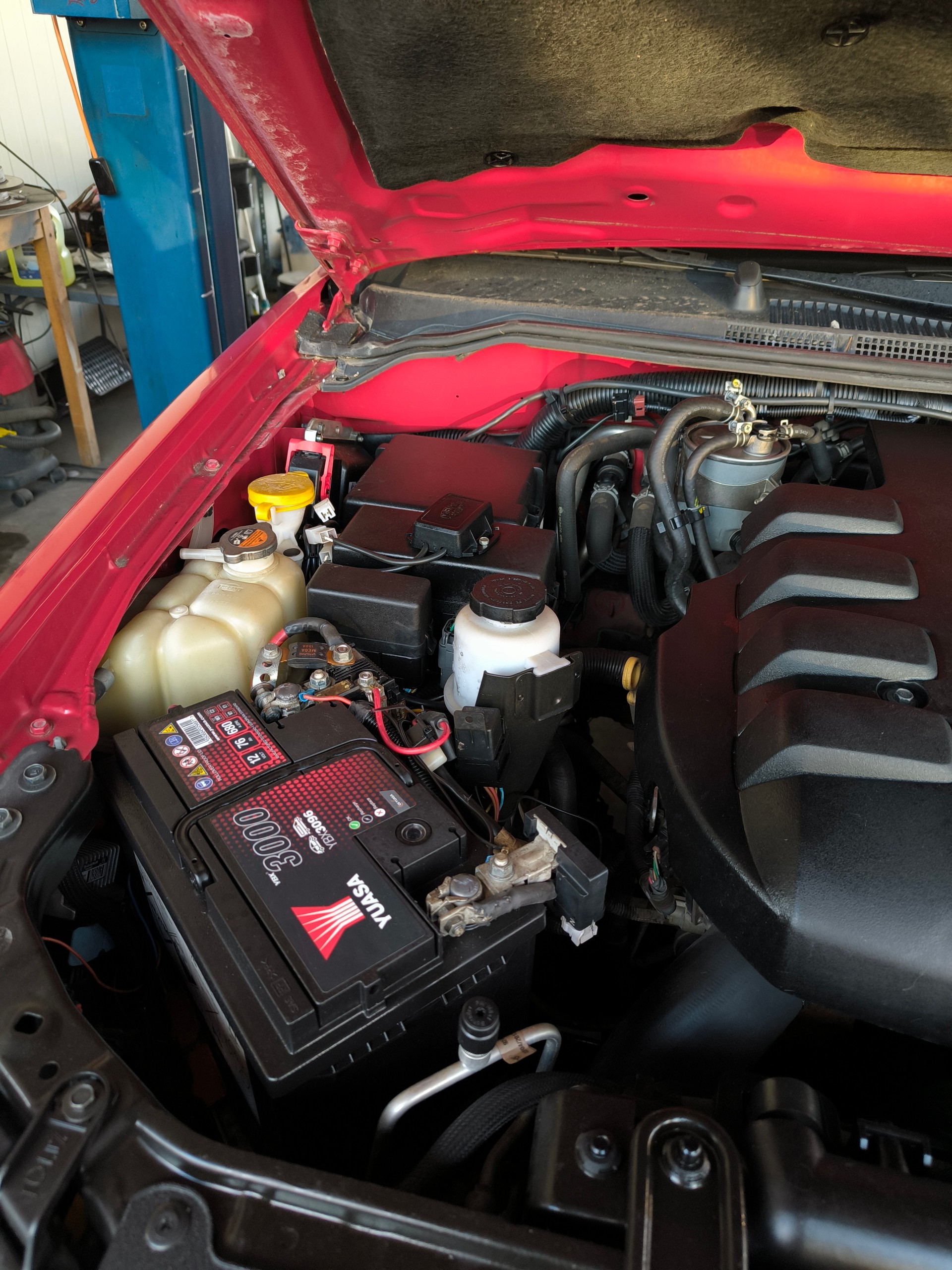 NISSAN NISSAN Navara D- Cab 2.5 dCi 4WD-image-1