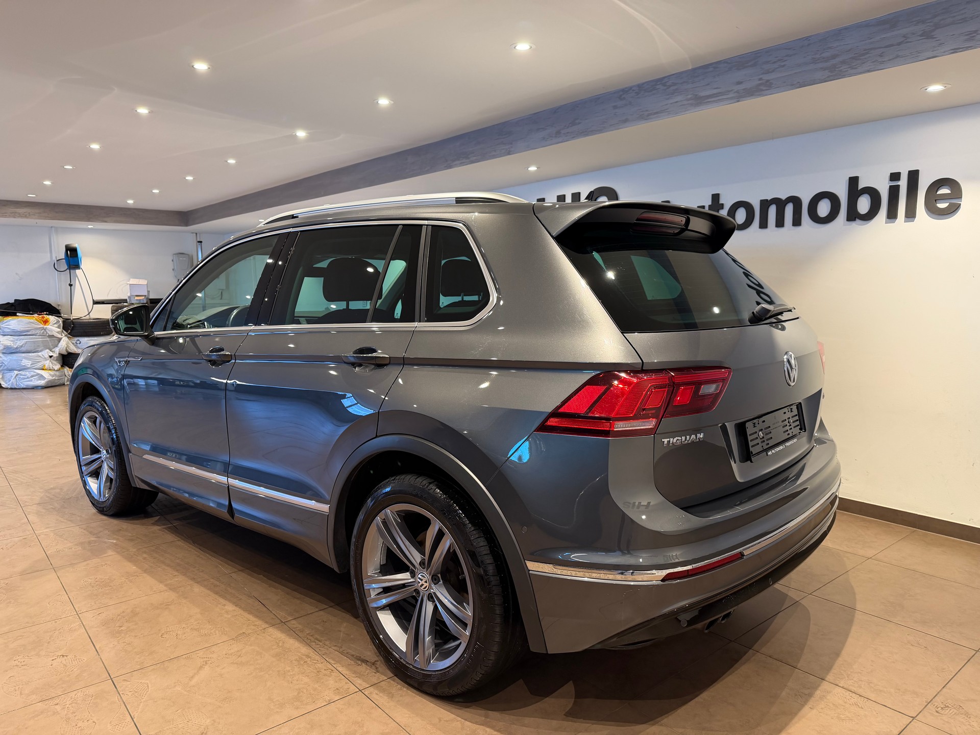 VW Tiguan 1.4 TSI Comfortline DSG-image-4
