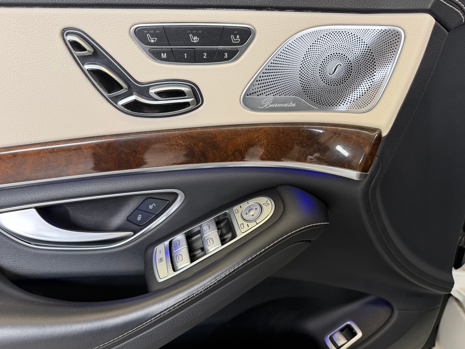 MERCEDES-BENZ S 500 4Matic 9G-Tronic-image-12