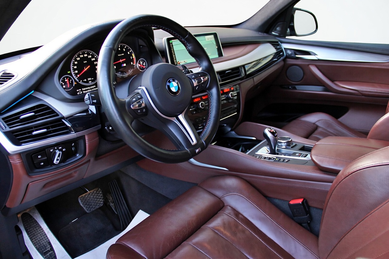 BMW X5M Steptronic-image-8
