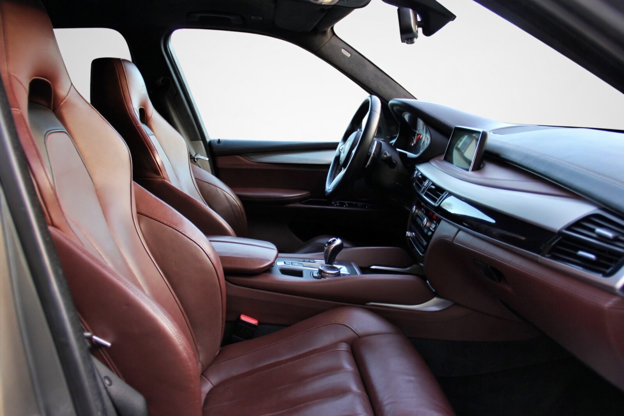 BMW X5M Steptronic-image-13