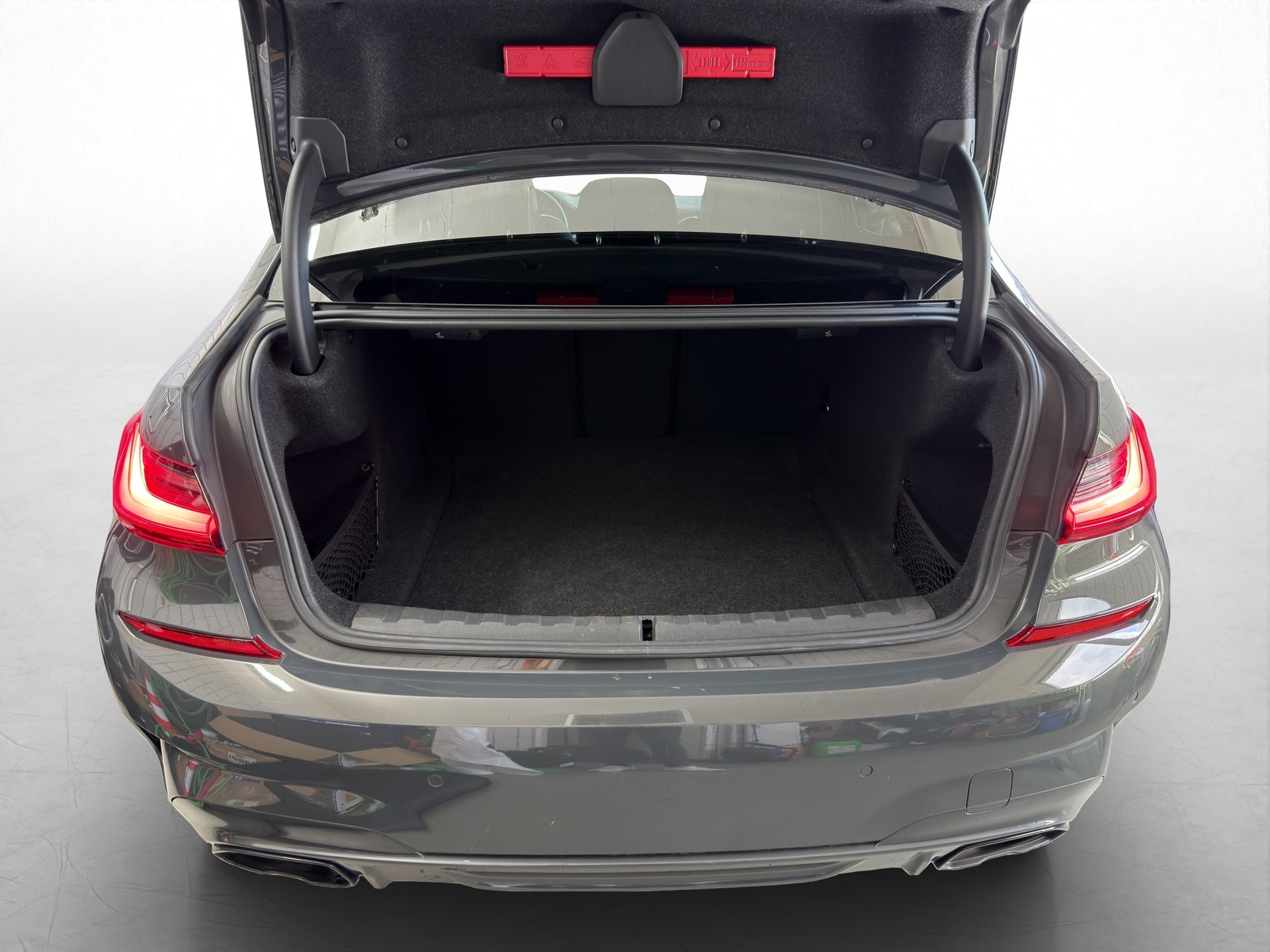 BMW M340i xDrive 48V Steptronic-image-18