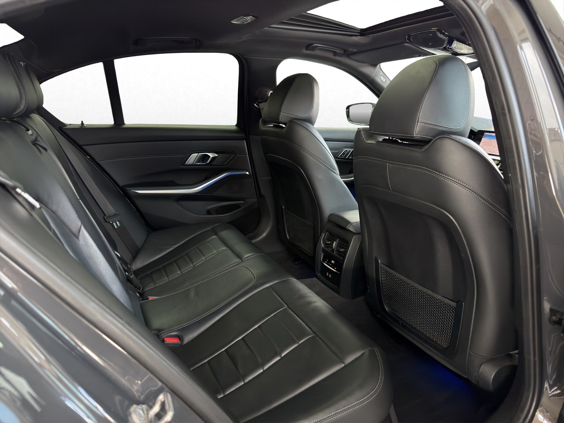 BMW M340i xDrive 48V Steptronic-image-20