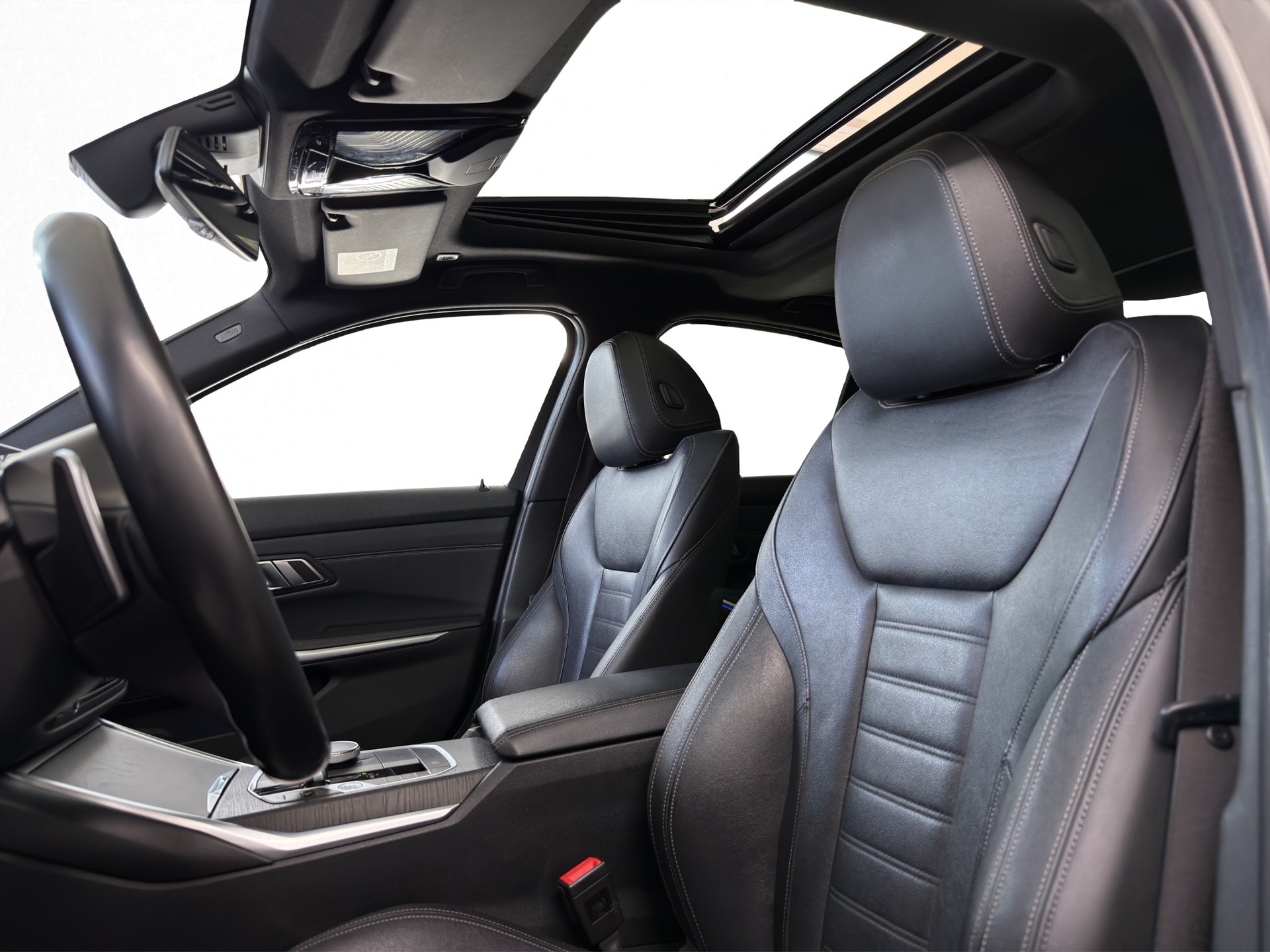 BMW M340i xDrive 48V Steptronic-image-16