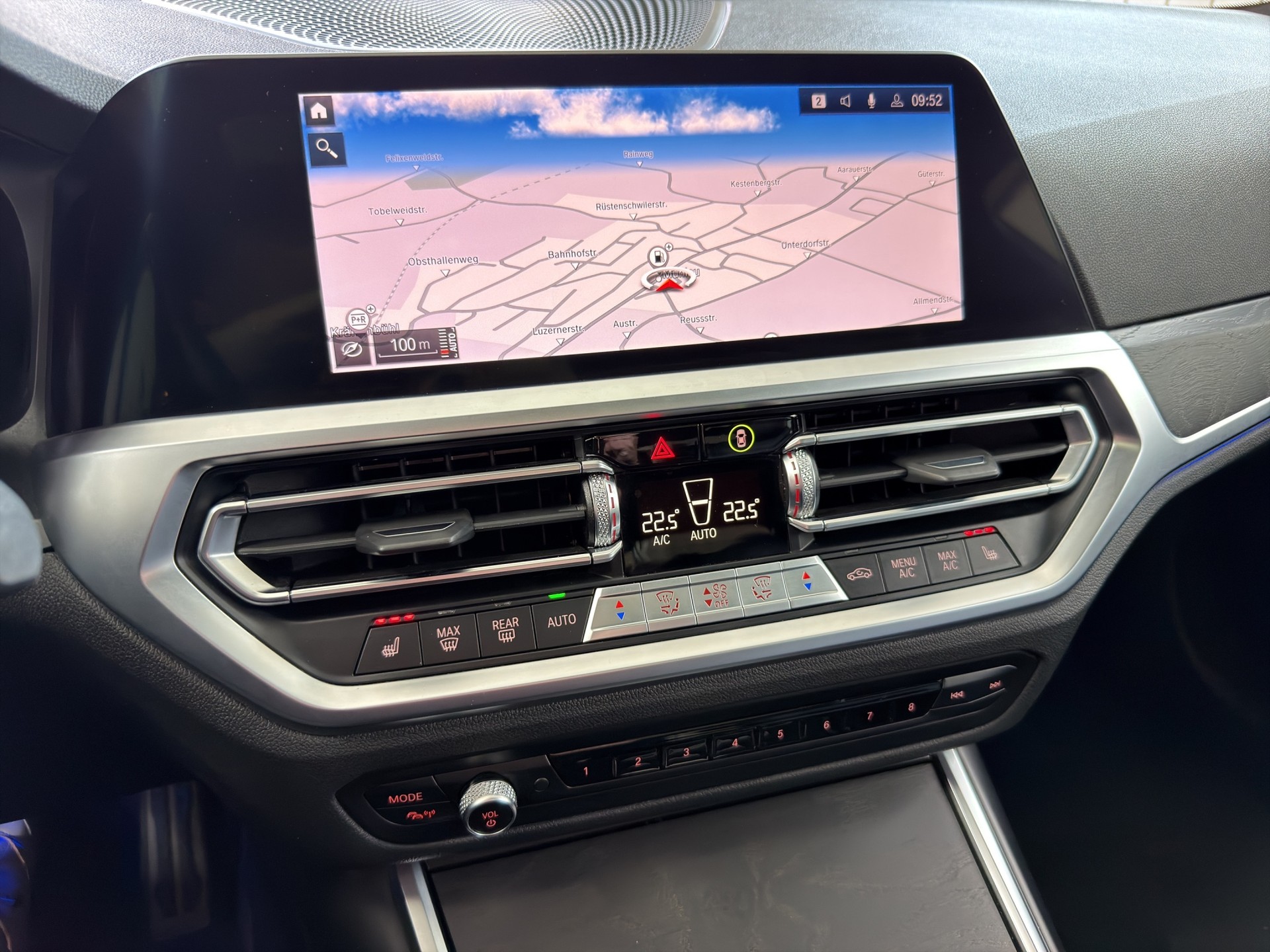 BMW M340i xDrive 48V Steptronic-image-13