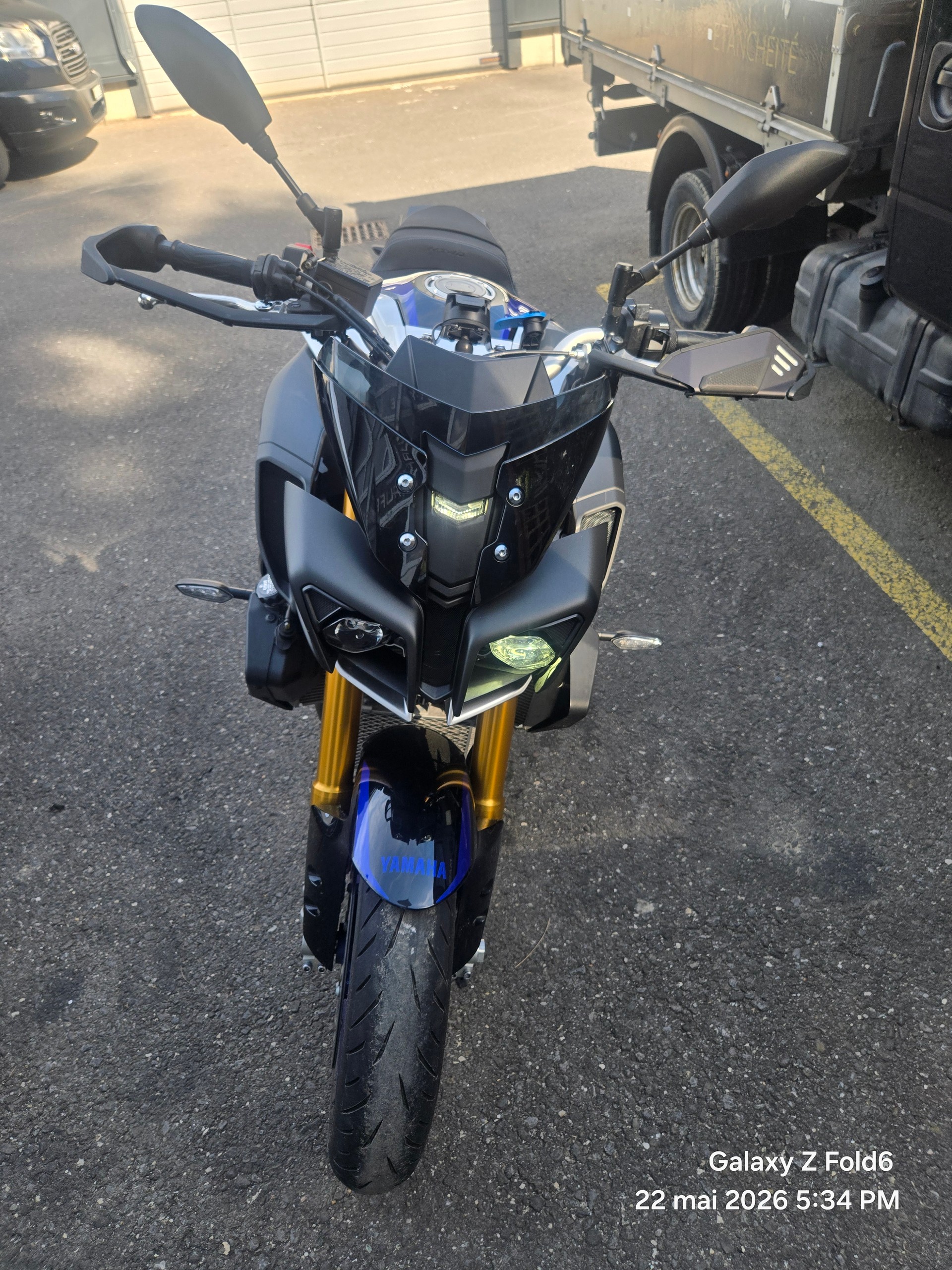 YAMAHA MT-10 SP ABS-image-3
